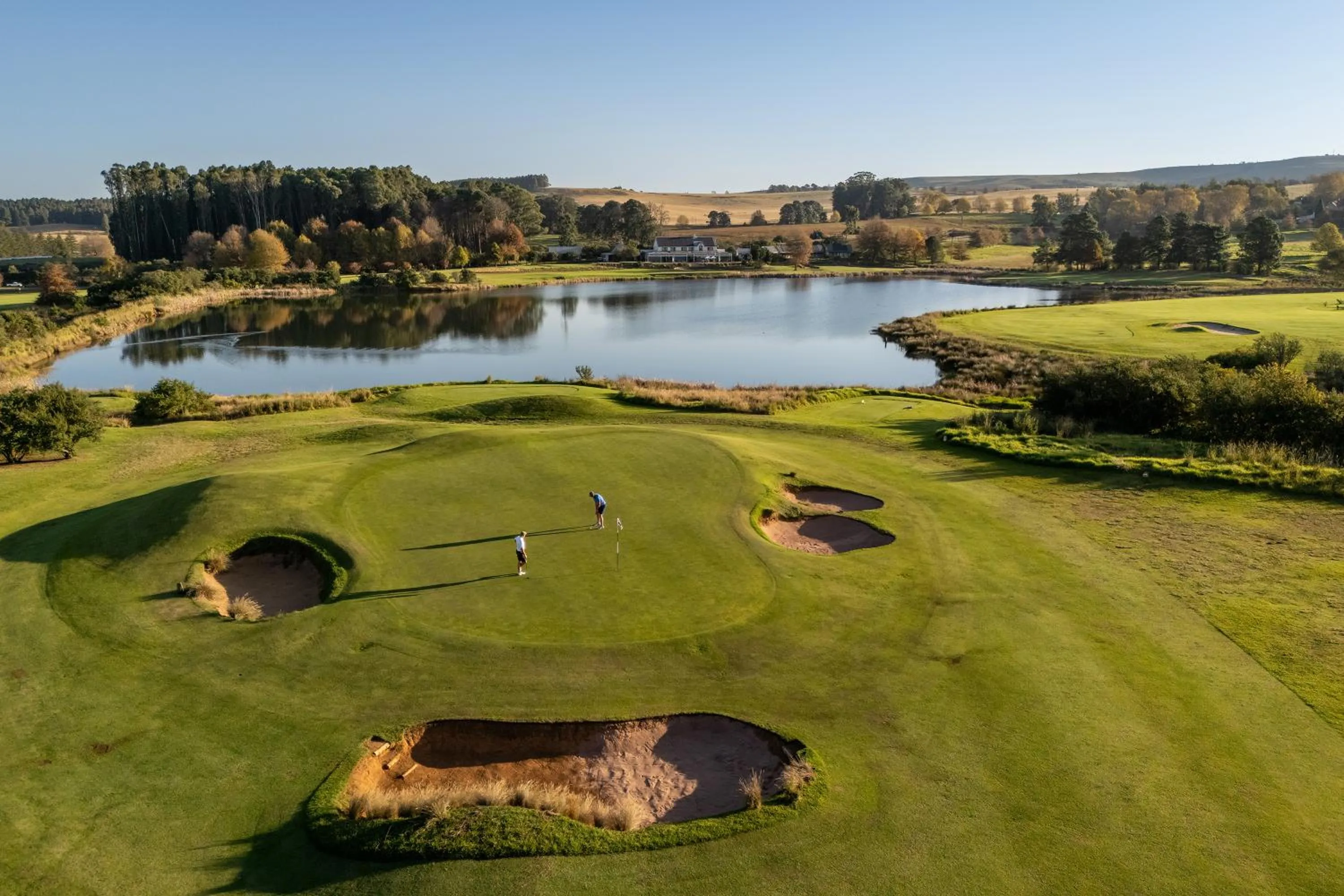 Golfcourse in Gowrie Farm Golf Lodge