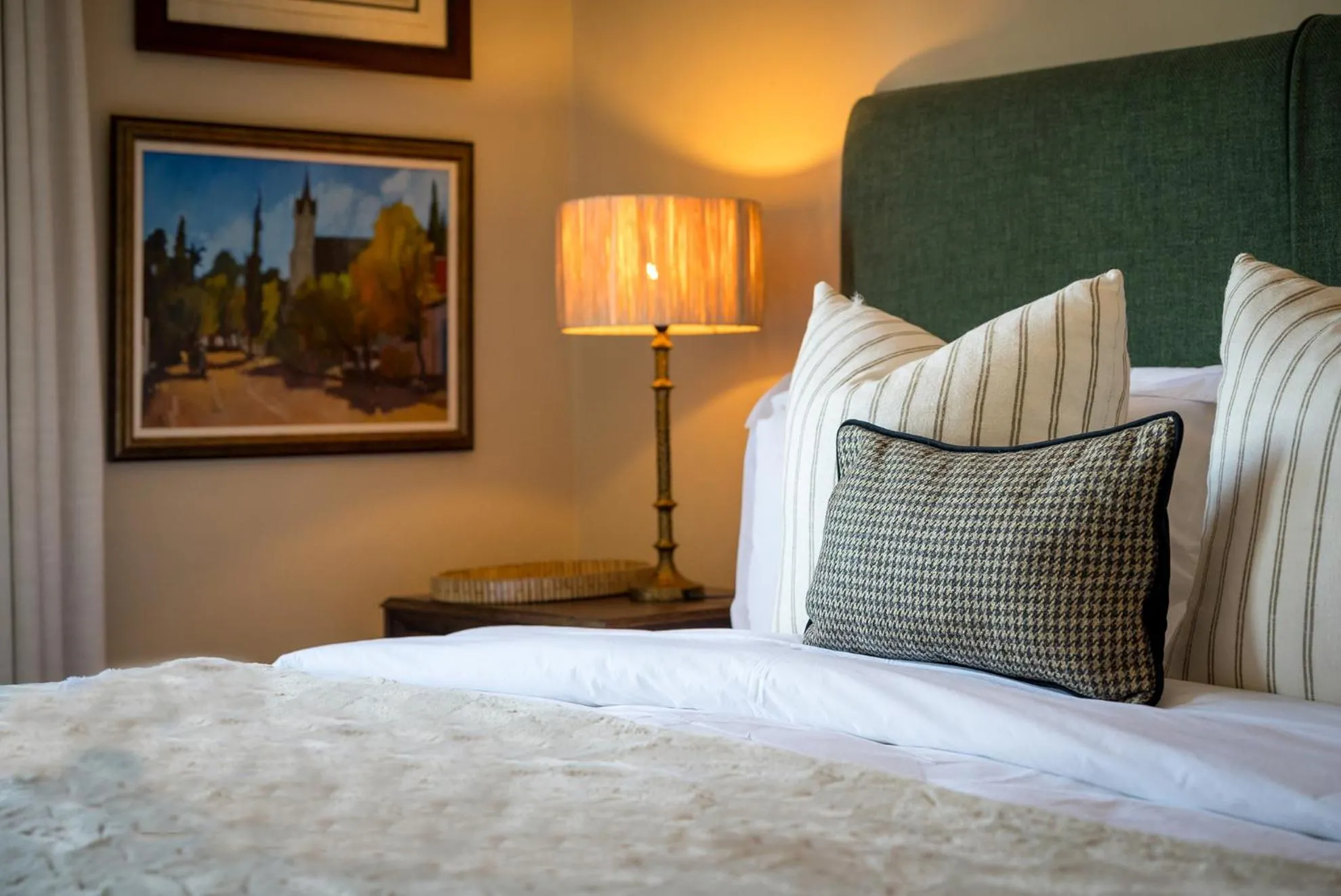 Bed in Gowrie Farm Golf Lodge