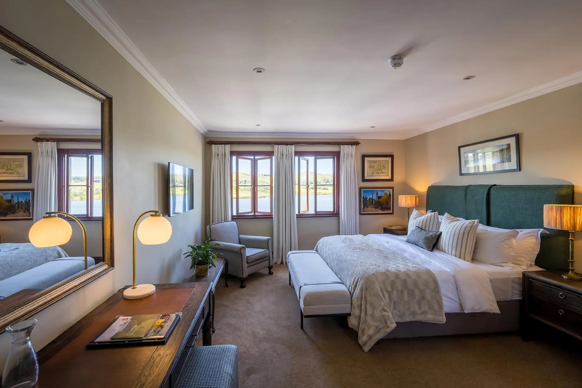 Bed in Gowrie Farm Golf Lodge