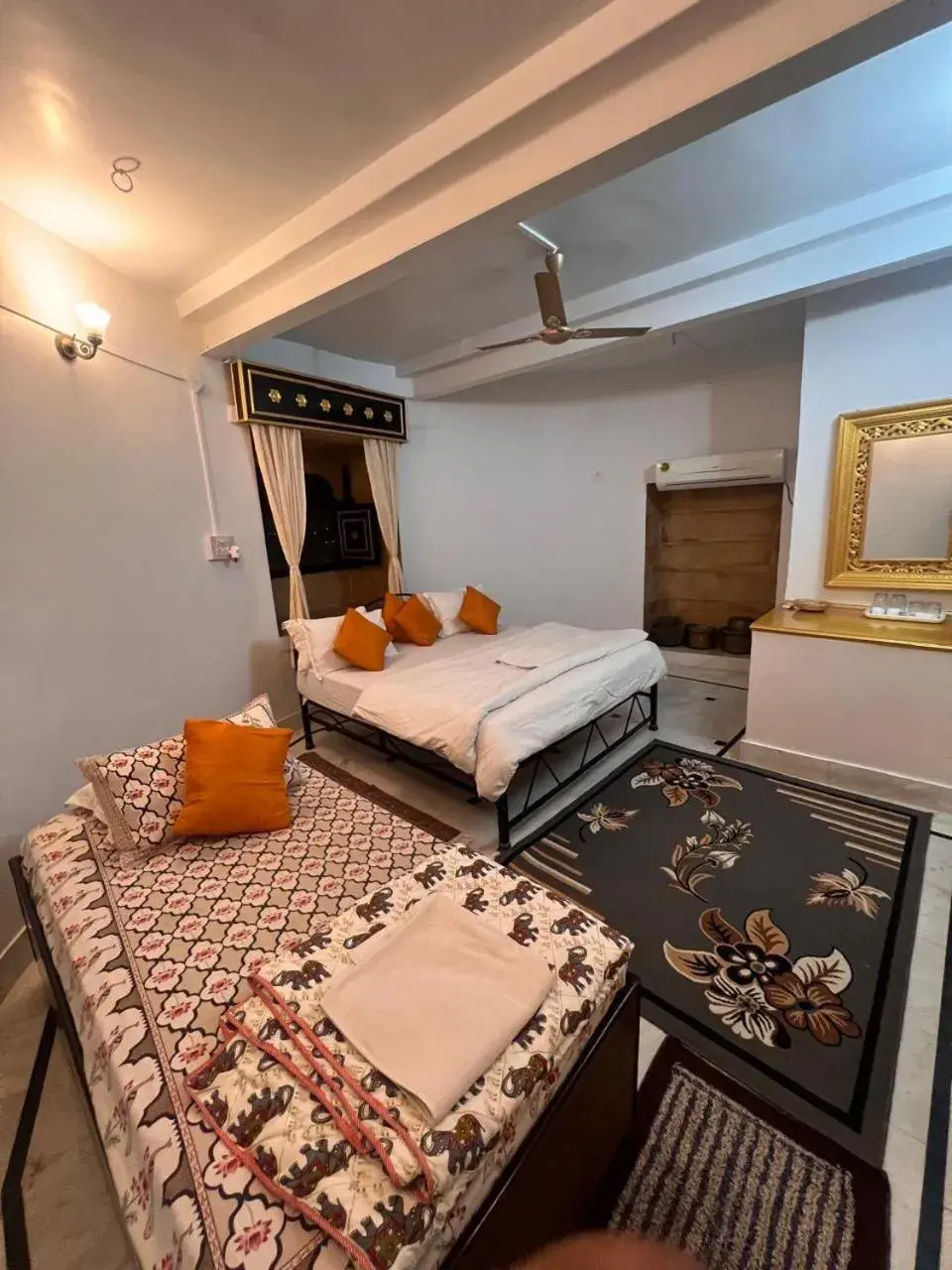 Apartment with Terrace in Golden villa Apartment with Terrace in Golden villa