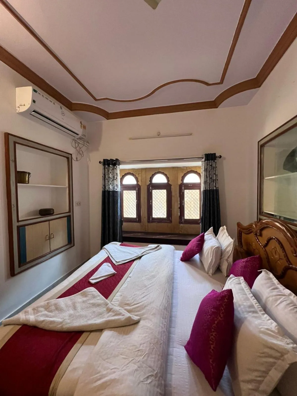 Bed in Golden villa