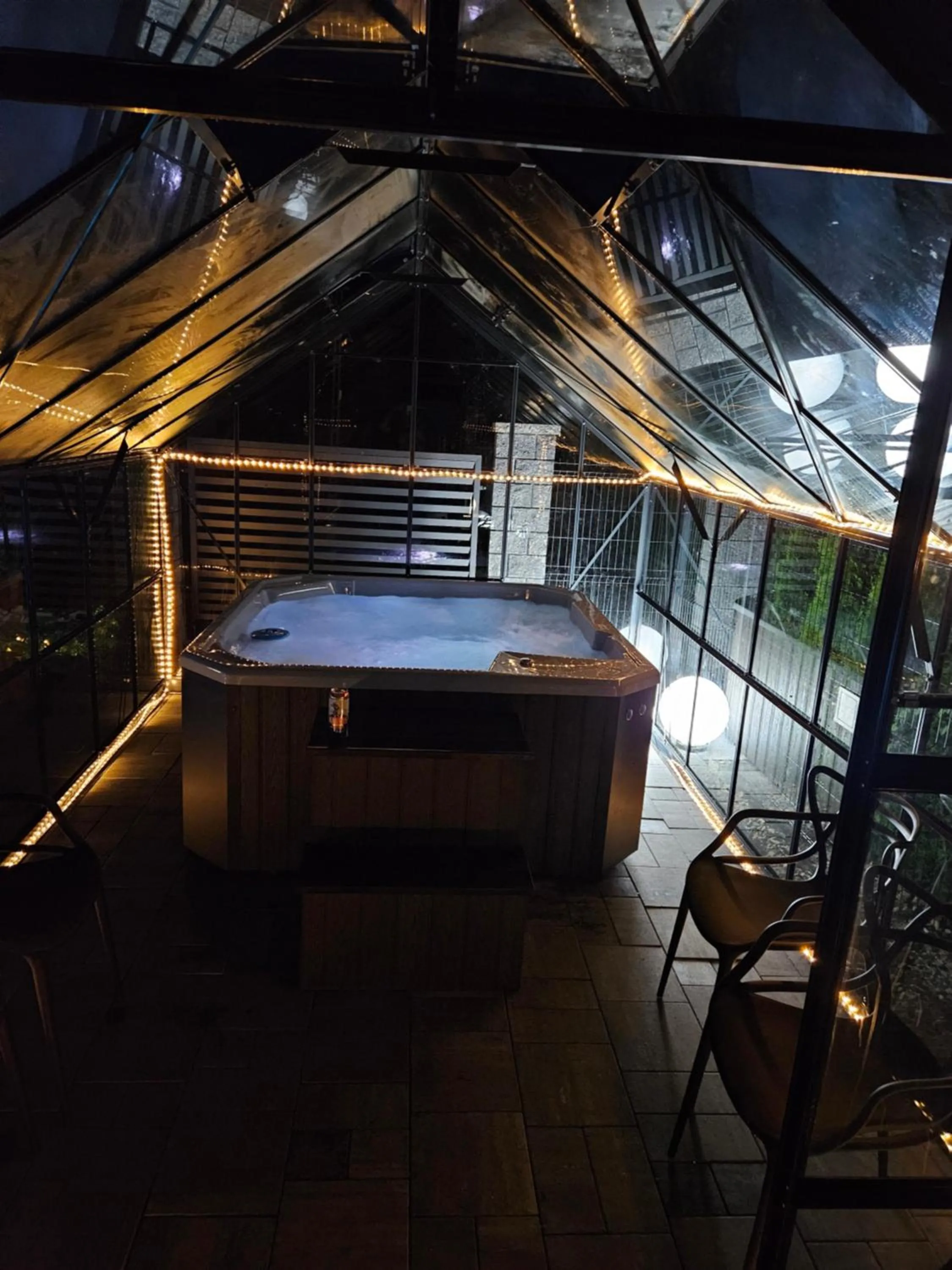 Hot Tub in Apartamenty pod Gromadzyniem