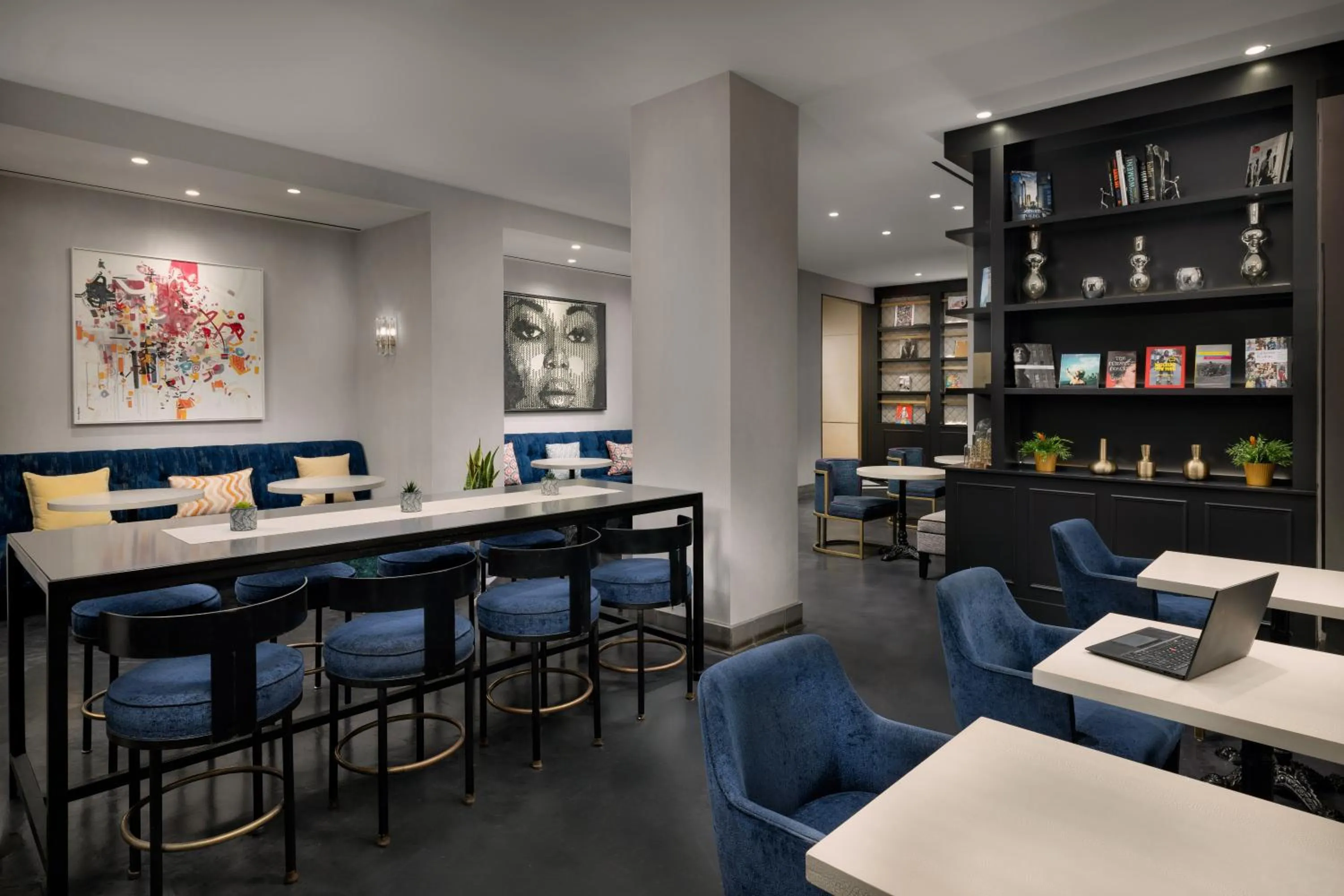 Lobby or reception in Hotel 57