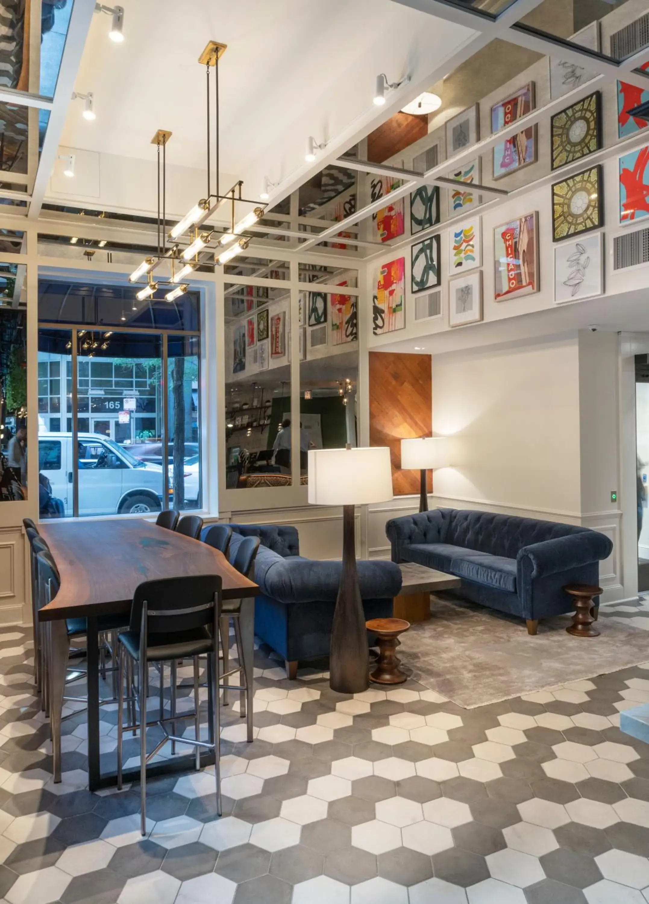 Lobby or reception in Hotel Saint Clair - Magnificent Mile Lobby or reception in Hotel Saint Clair - Magnificent Mile