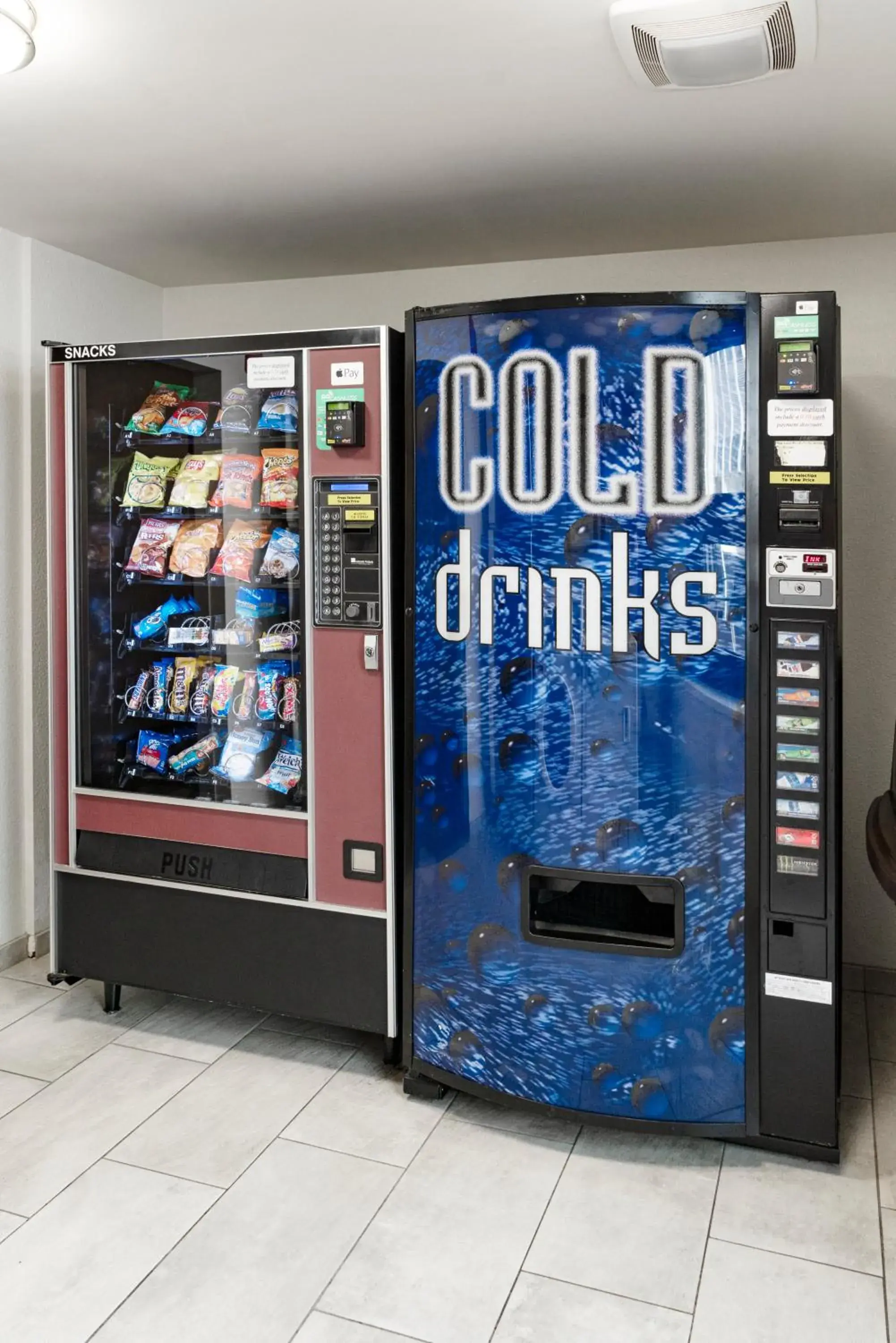 Restaurant/places to eat in Hotel Saint Clair - Magnificent Mile Restaurant/places to eat in Hotel Saint Clair - Magnificent Mile