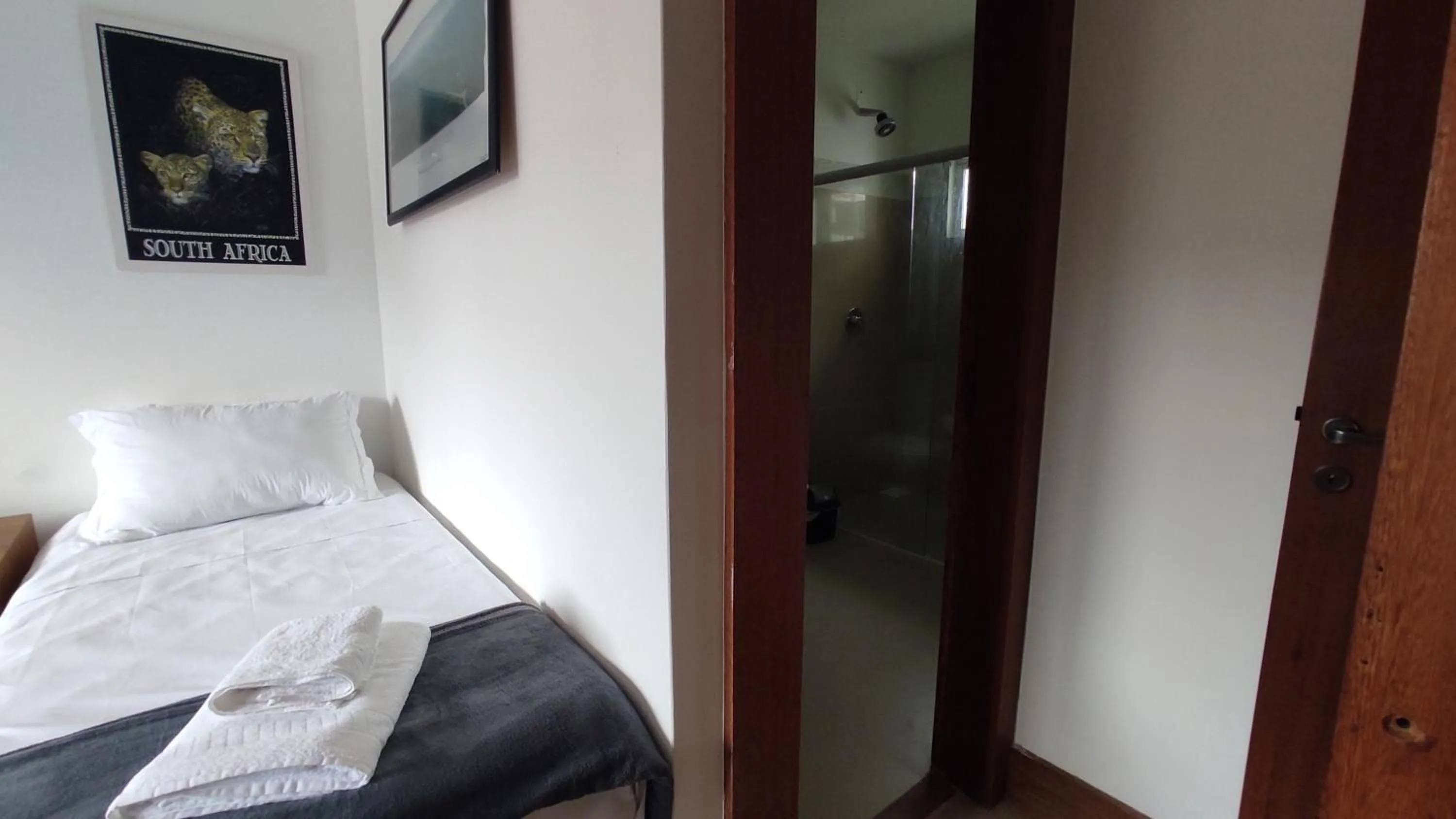 Photo of the whole room, Bed in Patz Houz Hostel