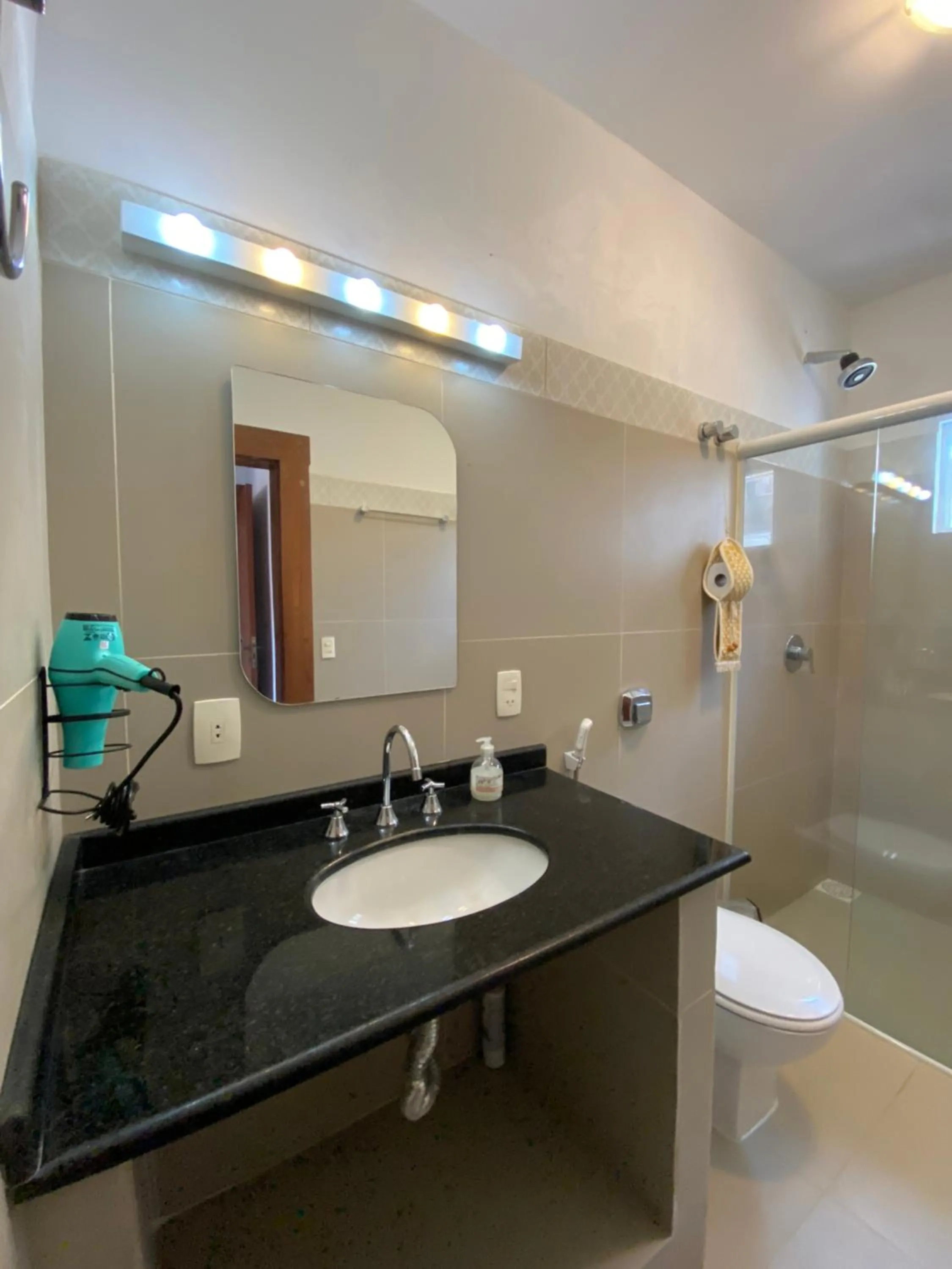 Bathroom in Patz Houz Hostel