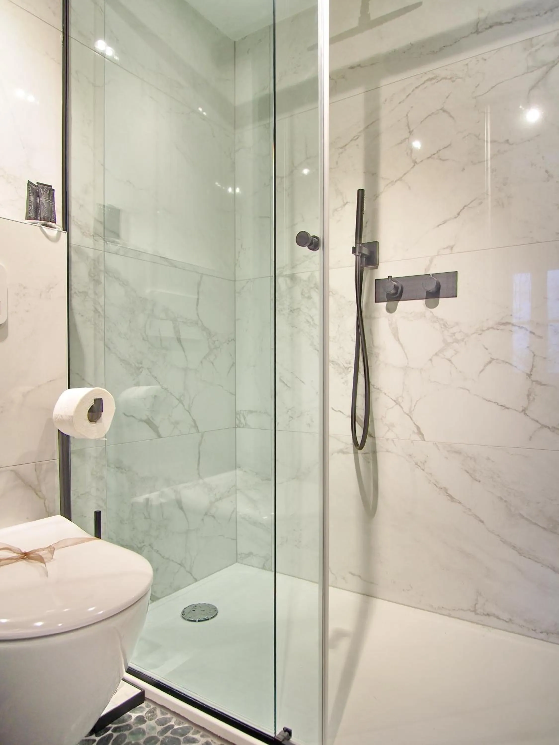 Bathroom in La Vita e Bella IV