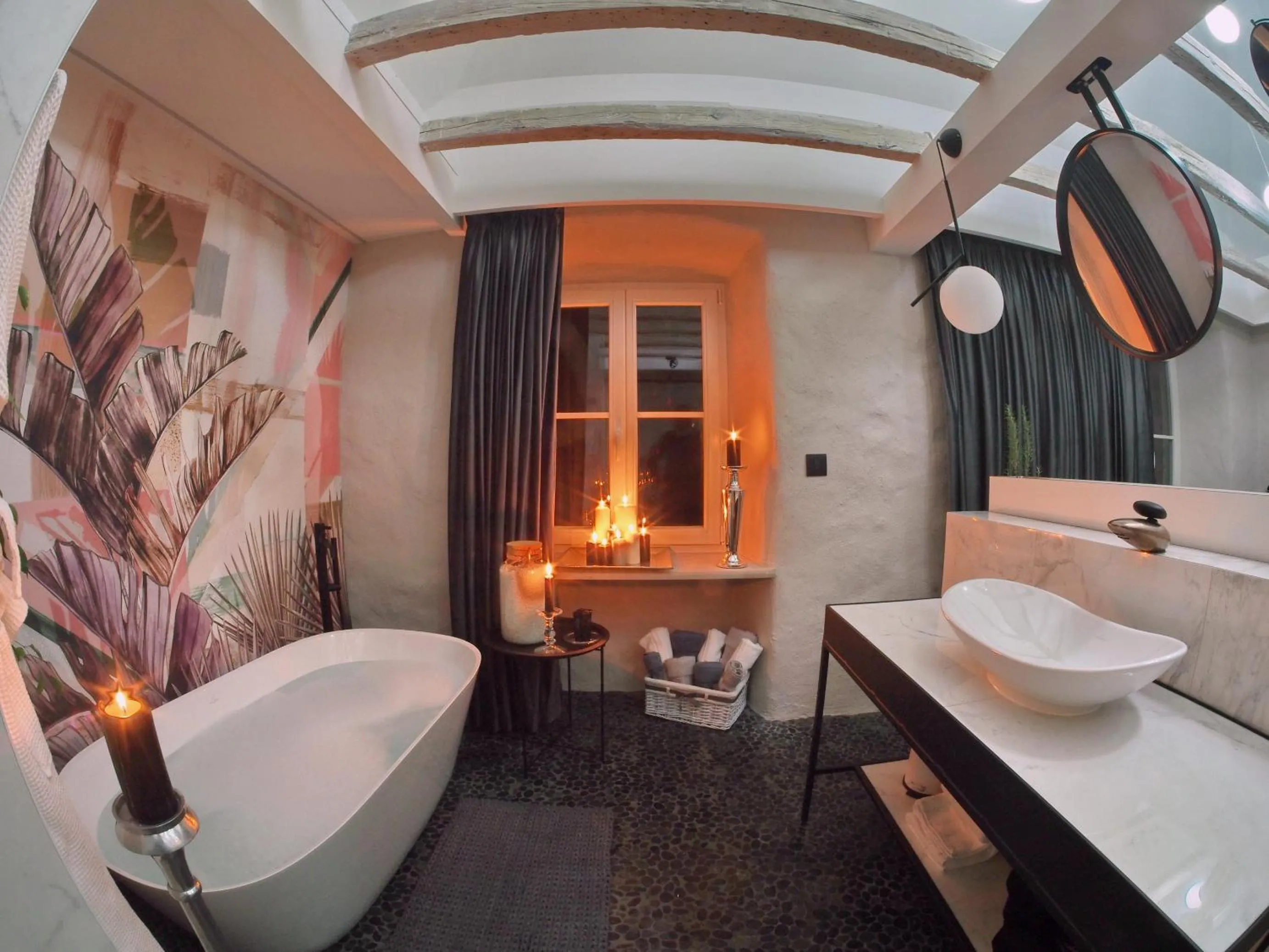 Bathroom in La Vita e Bella IV