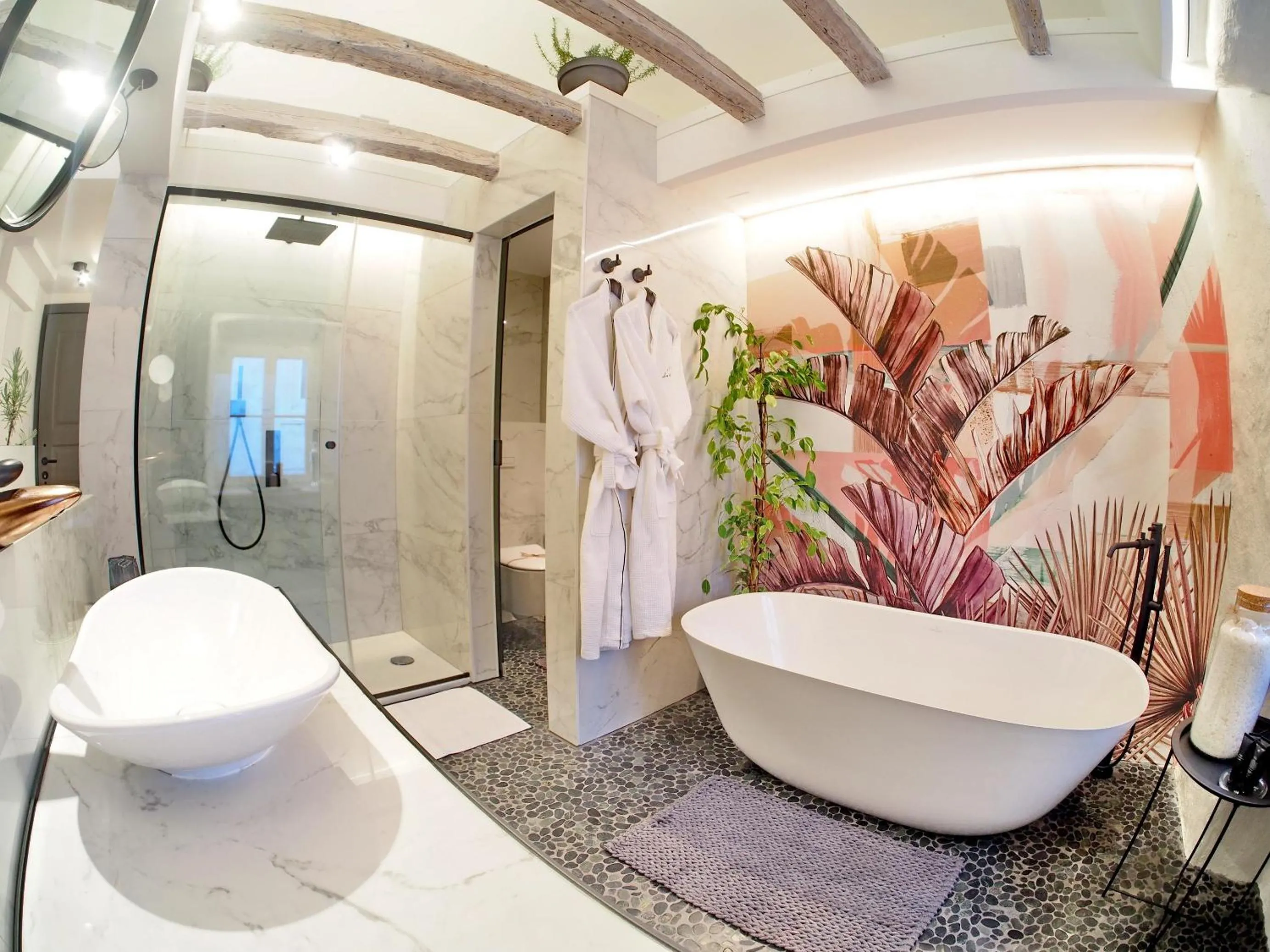 Bathroom in La Vita e Bella IV