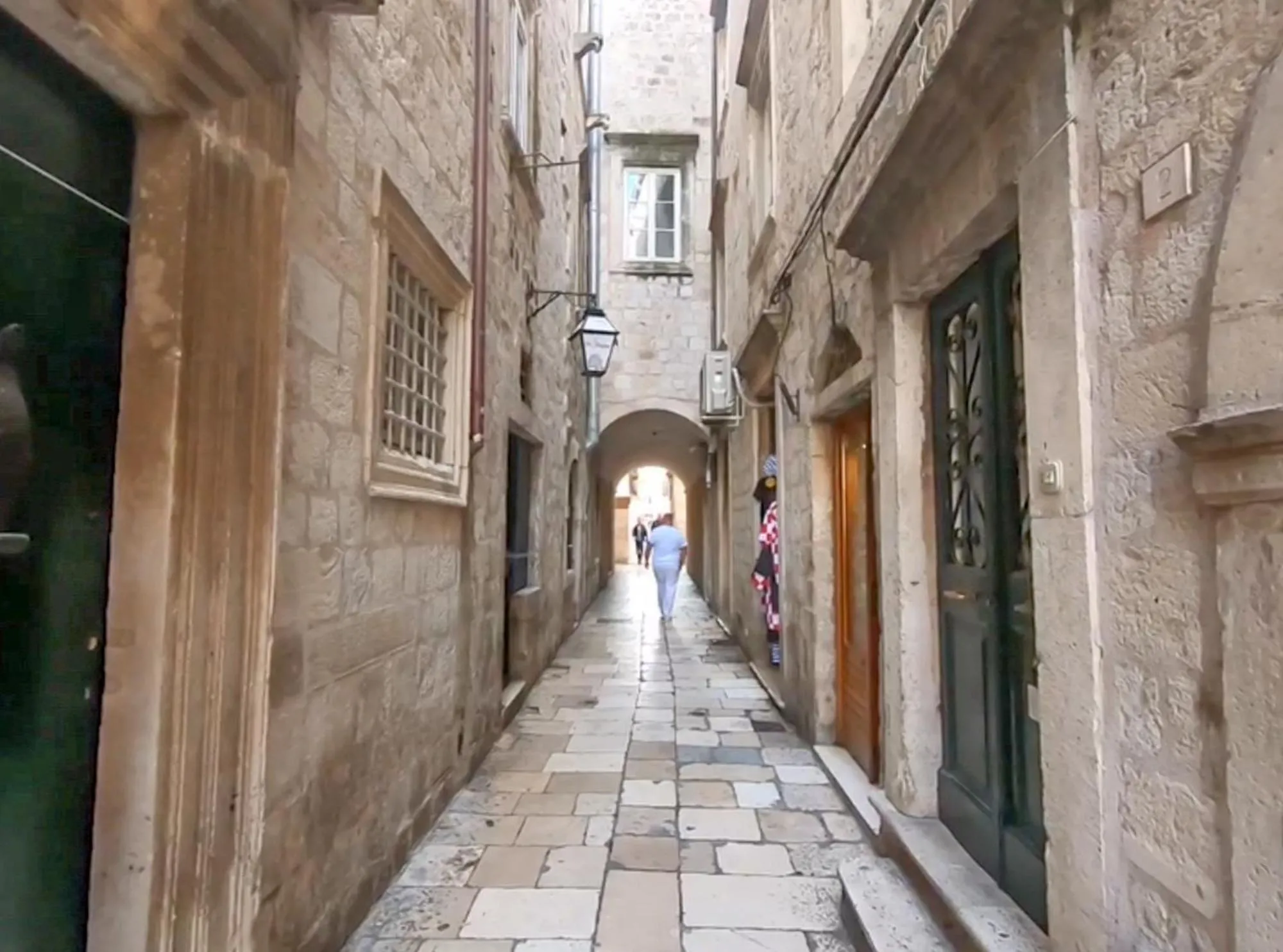Neighbourhood in La Vita e Bella IV