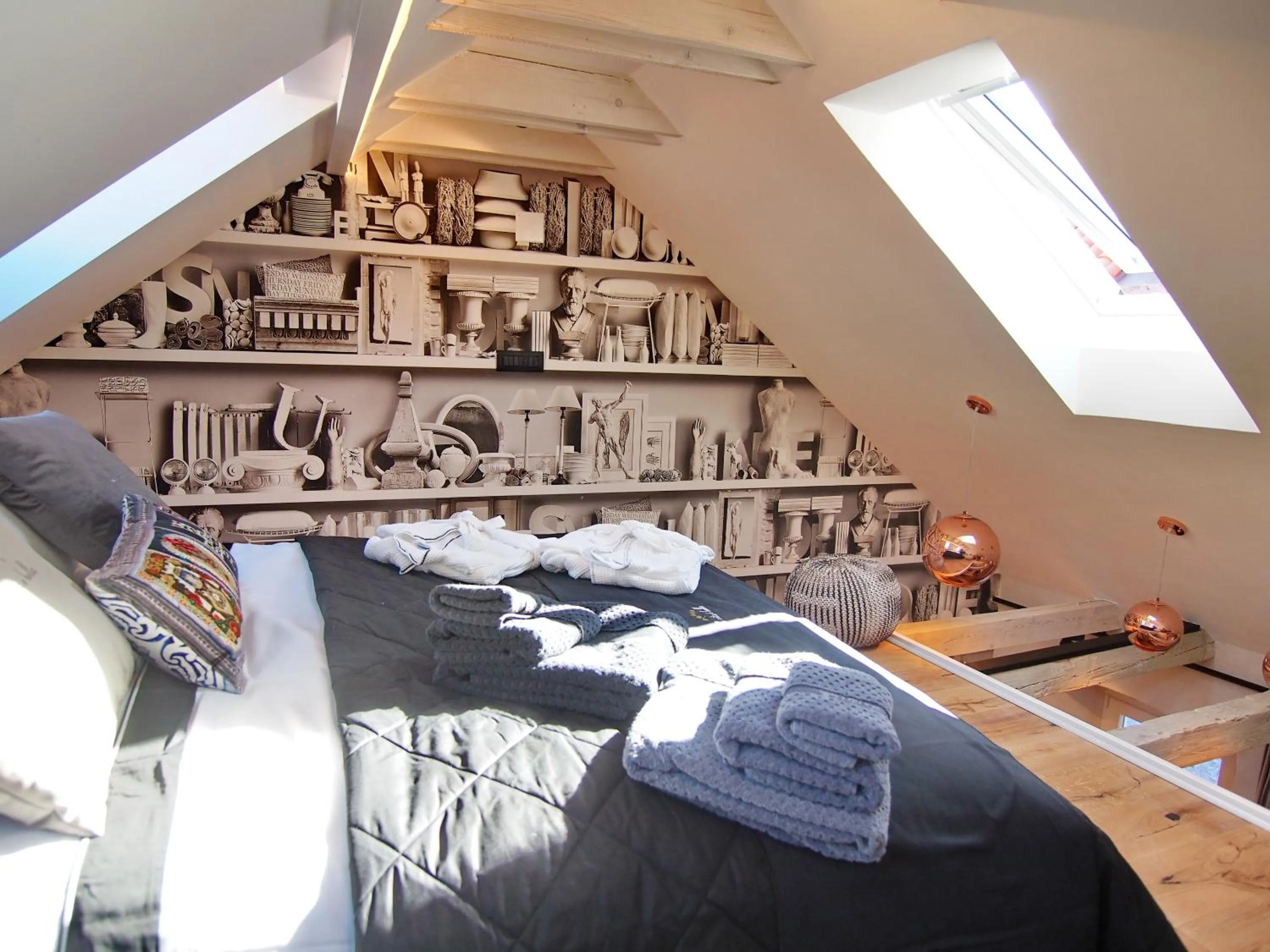 Photo of the whole room in La Vita e Bella IV