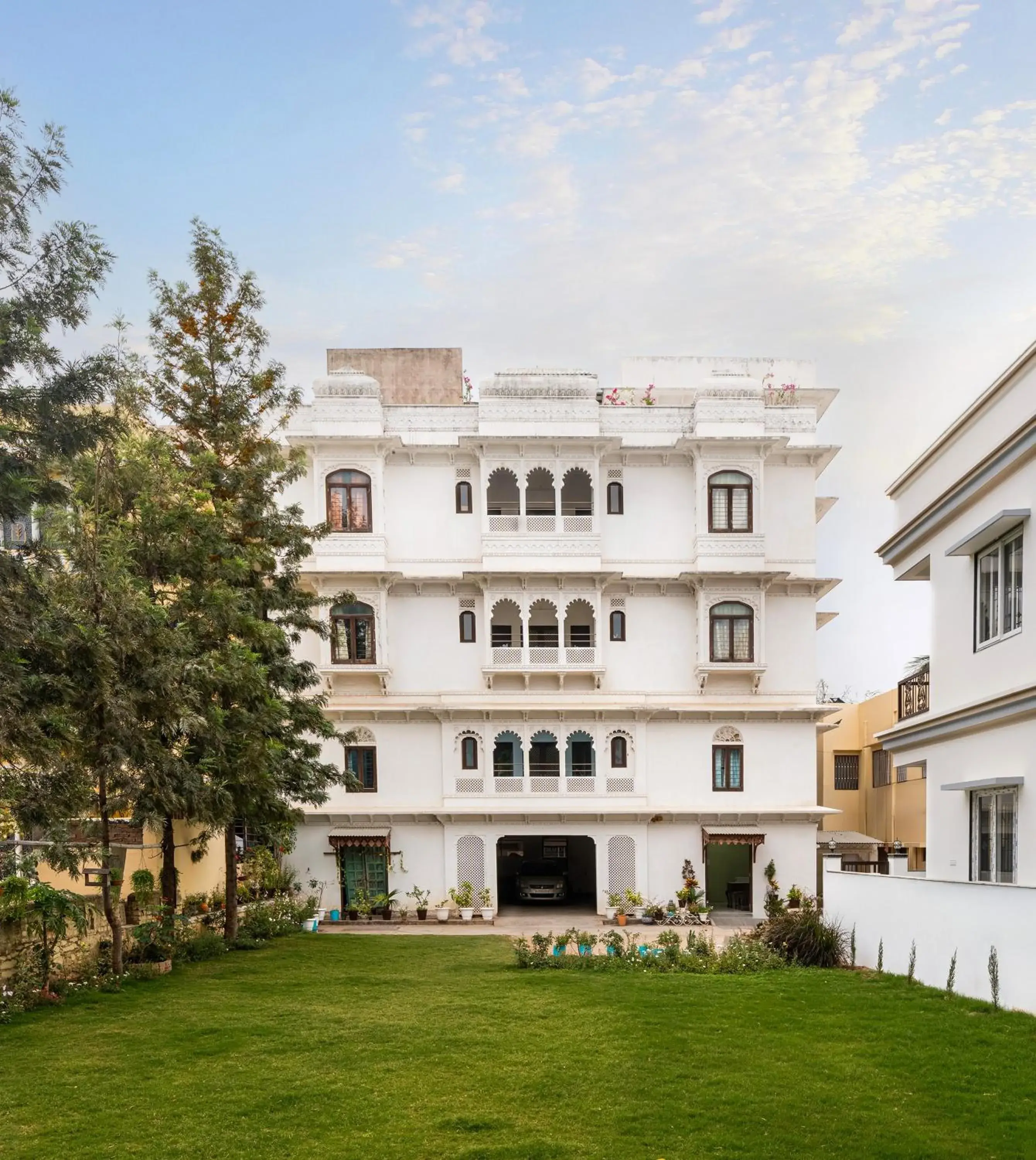 Property building in Chandra Vilas Heritage stay Property building in Chandra Vilas Heritage stay