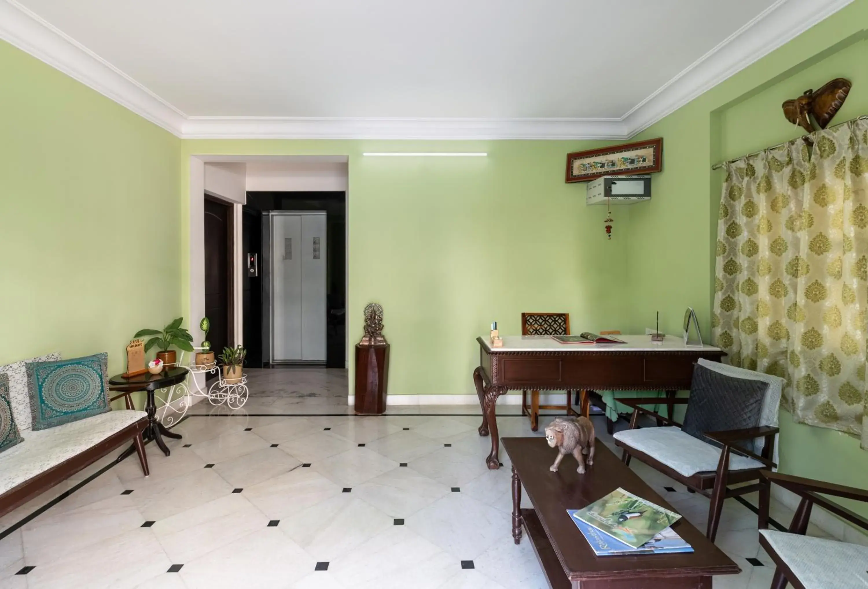 Lobby or reception in Chandra Vilas Heritage stay Lobby or reception in Chandra Vilas Heritage stay