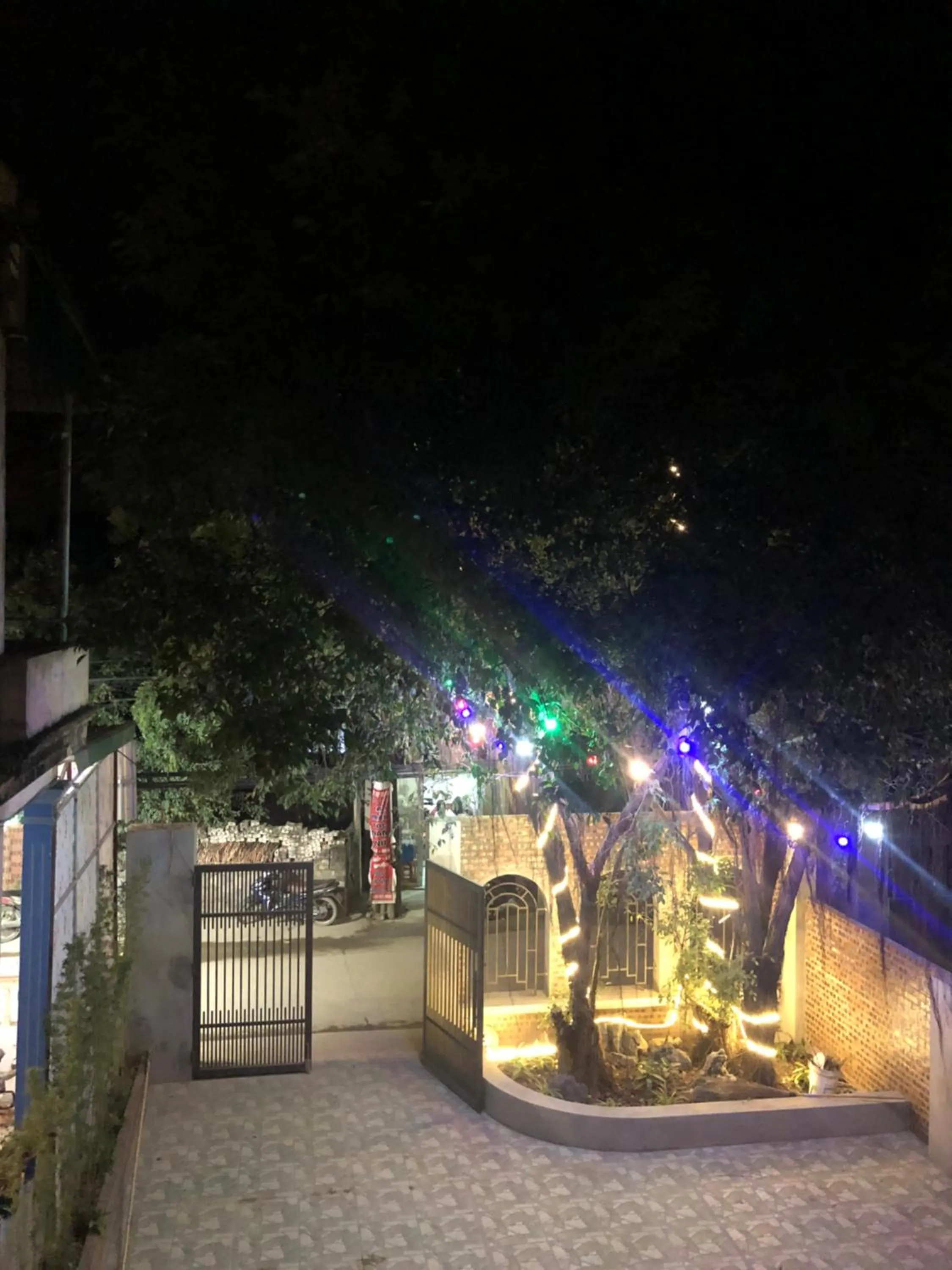 Street view in Hang Mua Sunrise Homestay