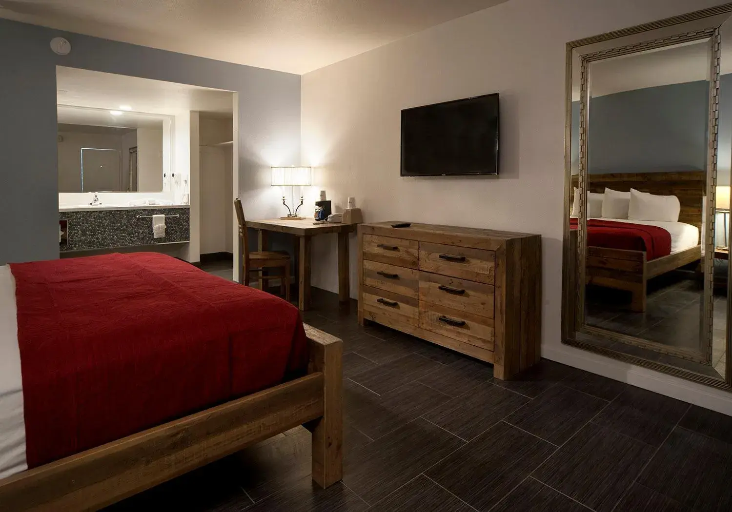 Single Queen Room in Thunderbird Boutique Hotel Single Queen Room in Thunderbird Boutique Hotel