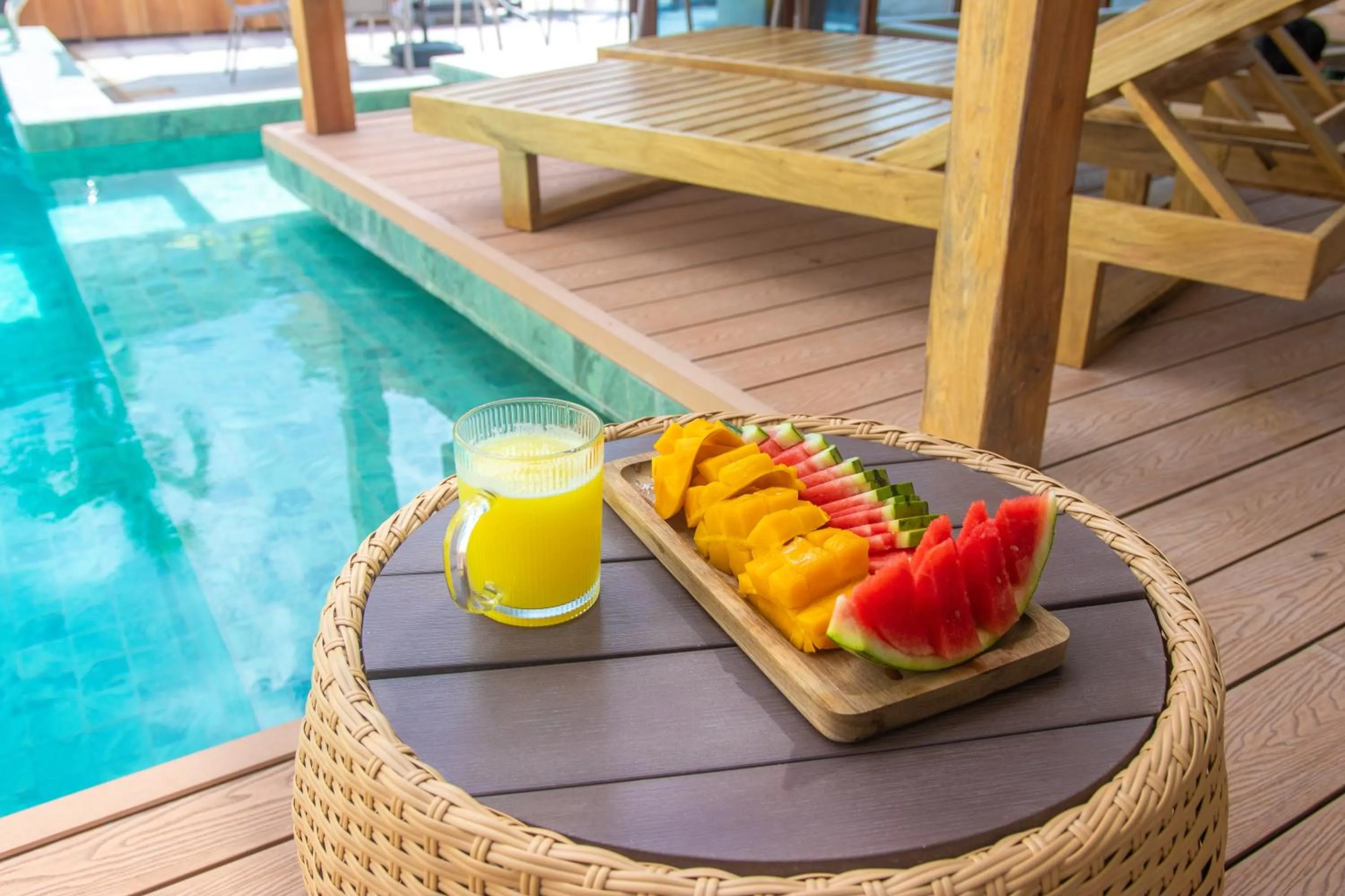 Food and drinks in Chez Judy Resort