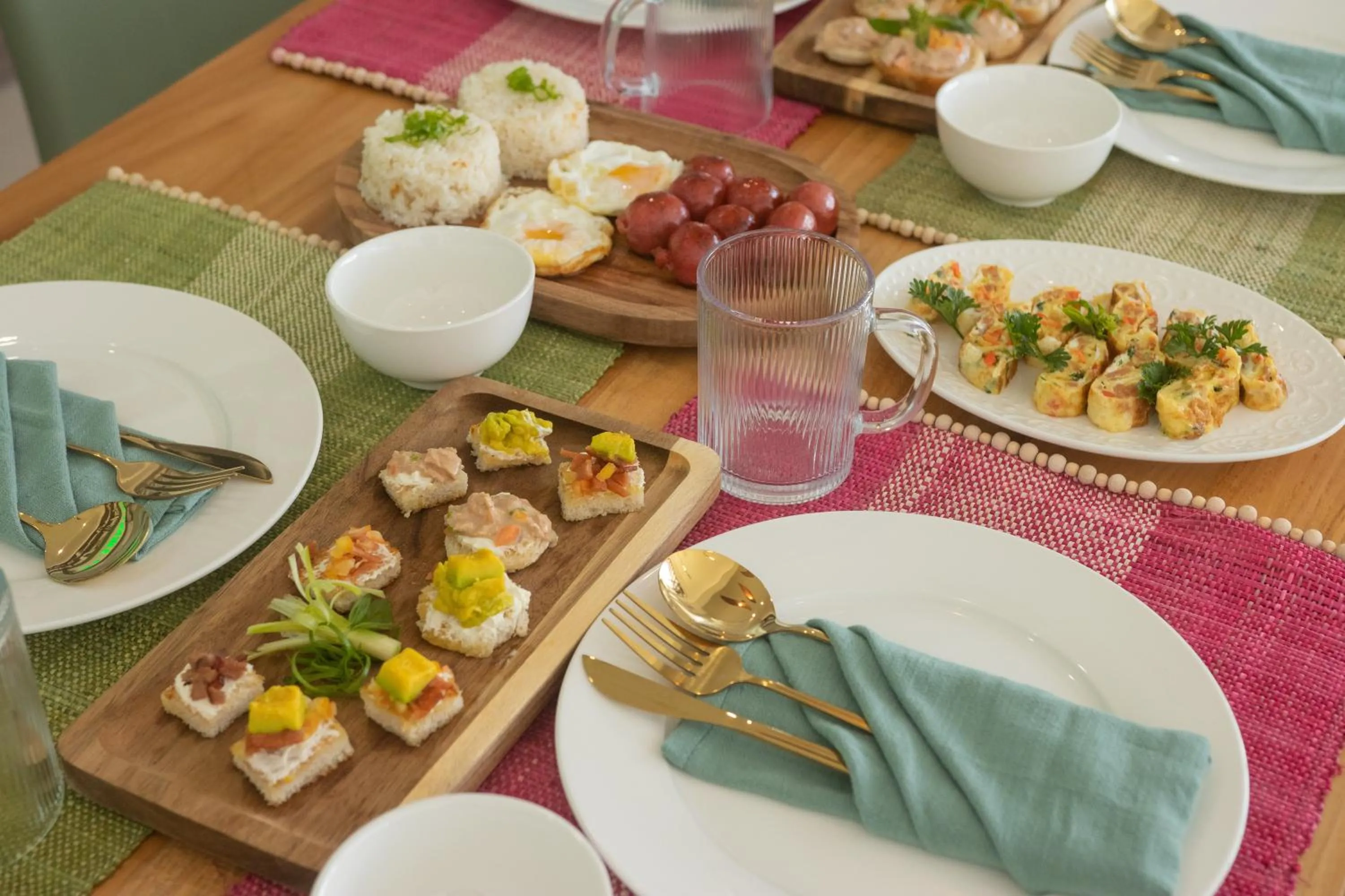 Food and drinks in Chez Judy Resort