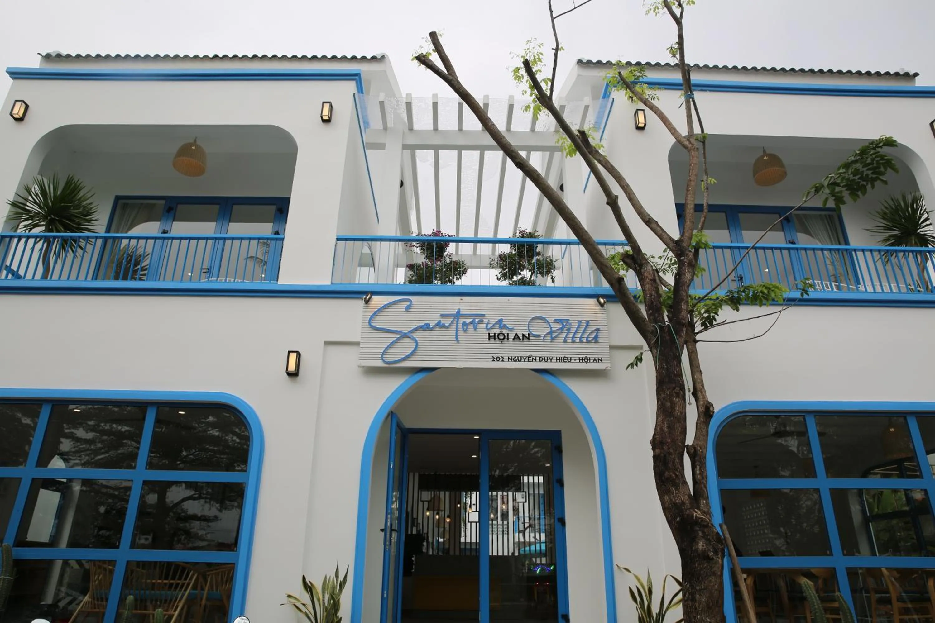 Santorin HoiAn Villa