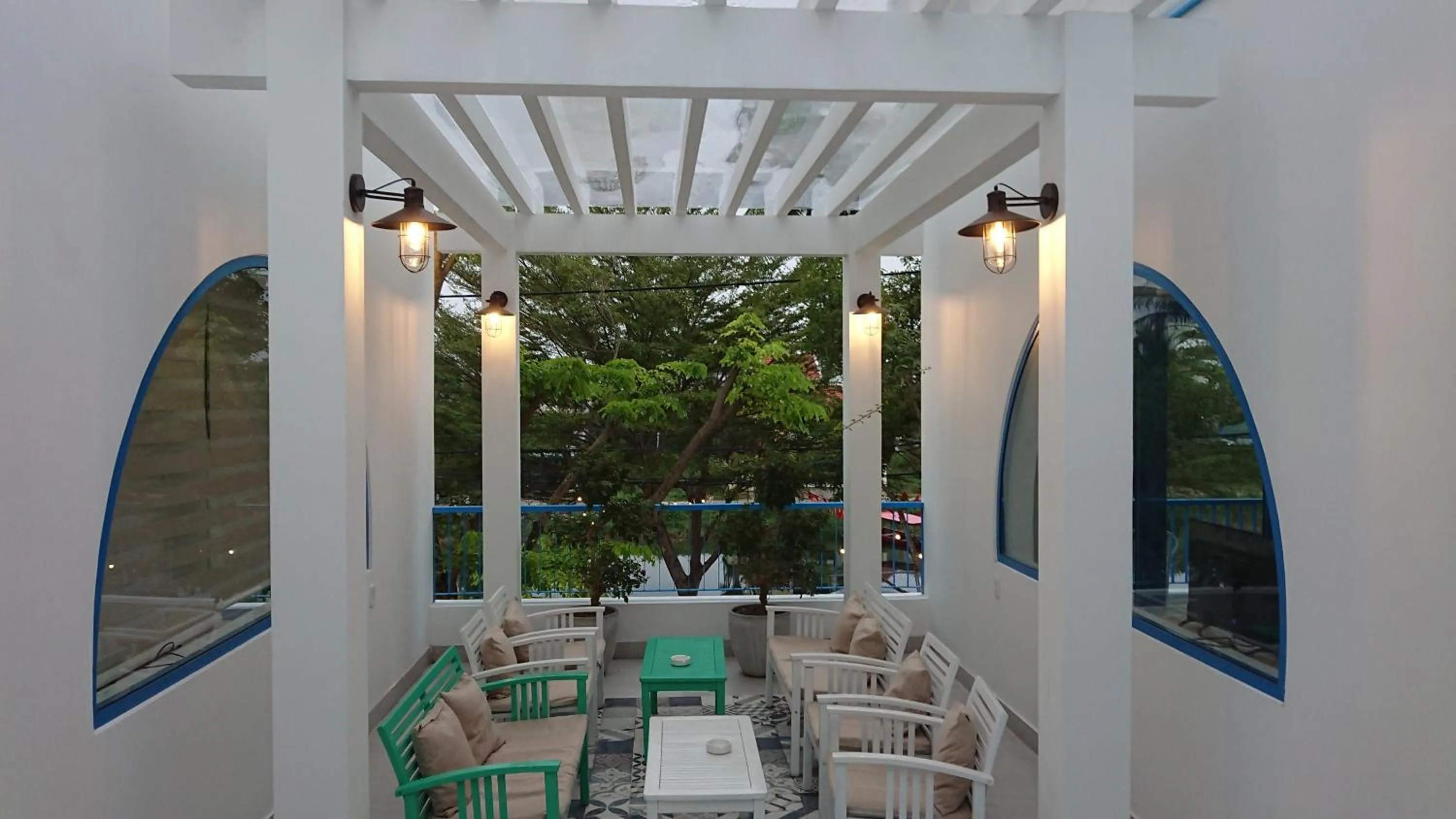 Living room in Santorin HoiAn Villa