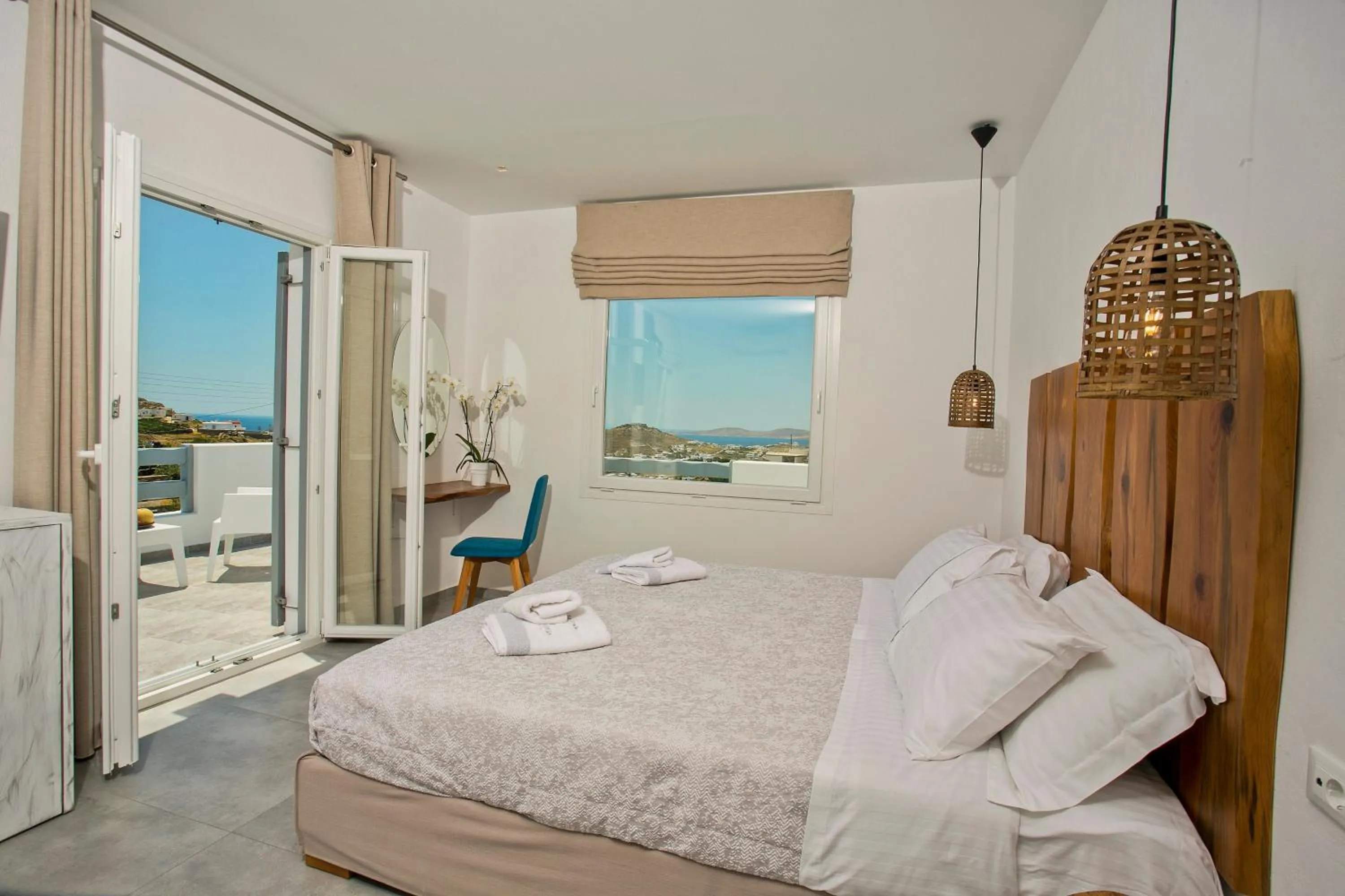 Bed in Anna-Maria Mykonos Hotel