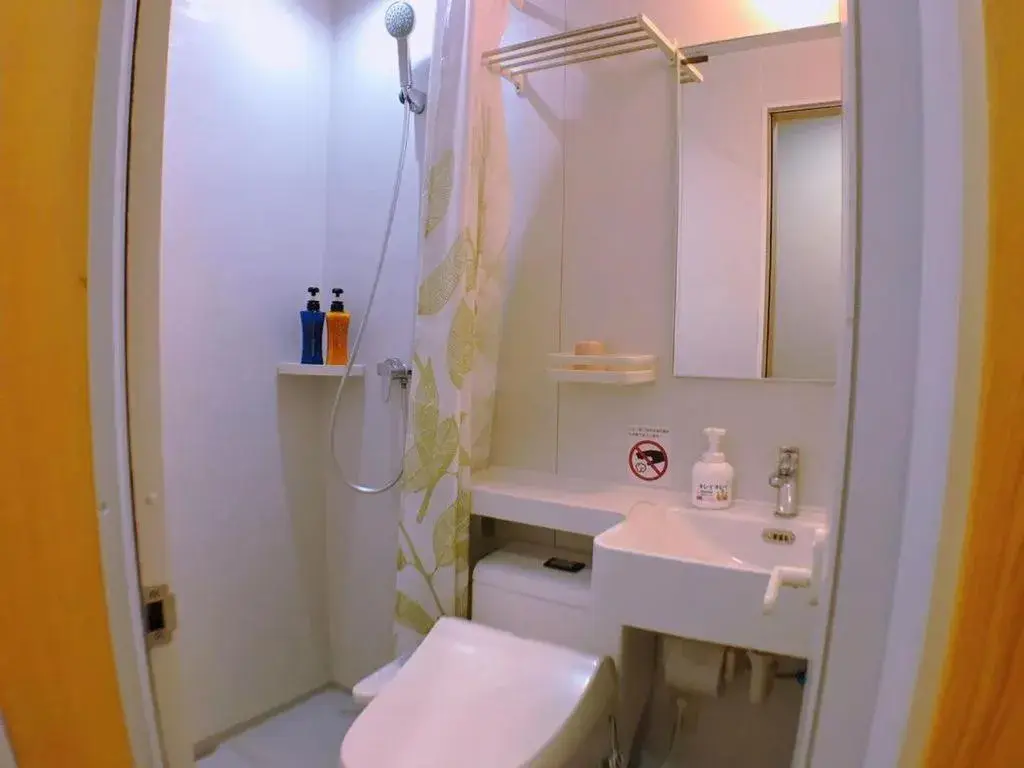 Twin Room - single occupancy in Fujinomori Hotel Twin Room - single occupancy in Fujinomori Hotel