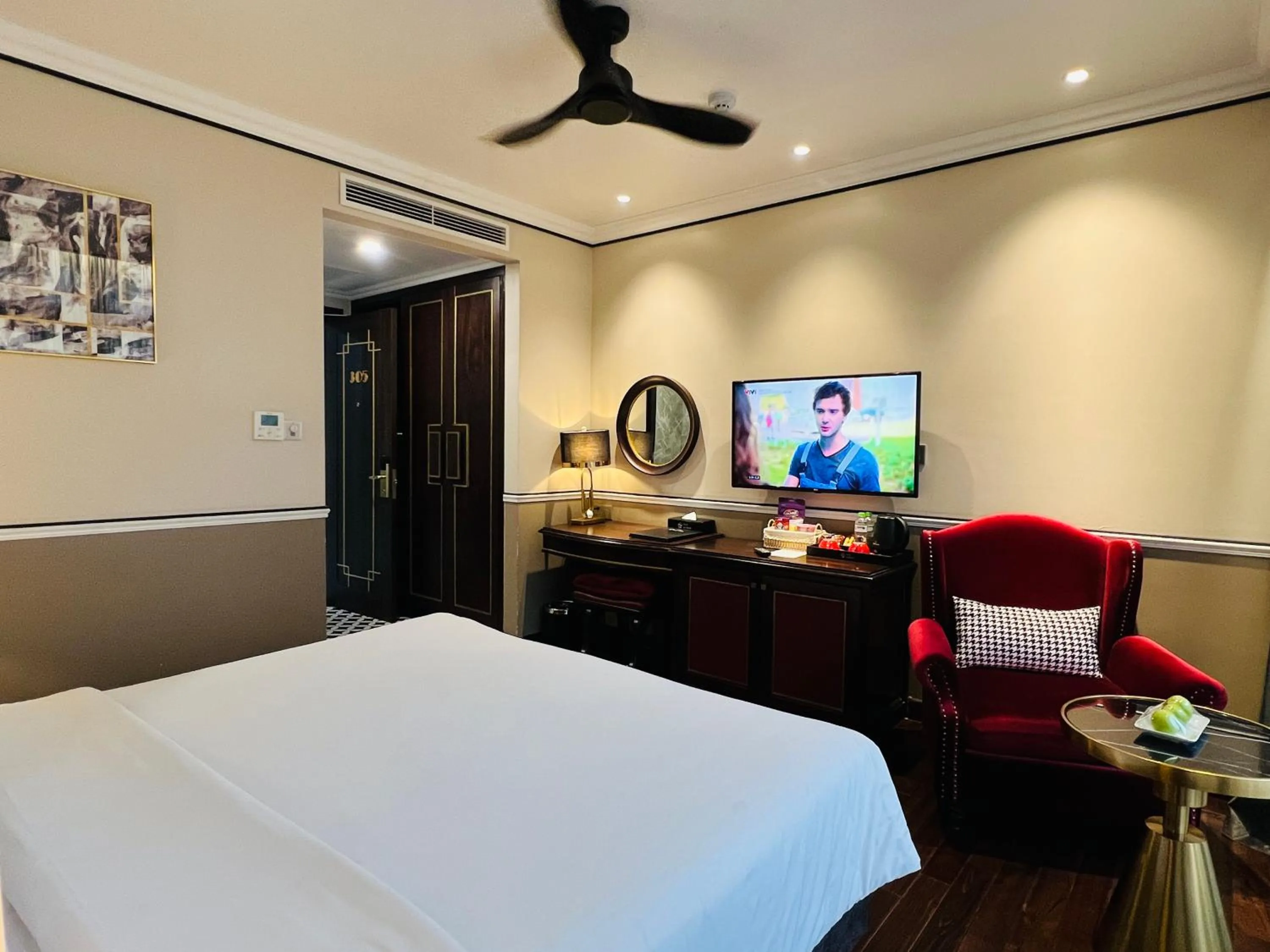 Bed in Hotel du Monde Art