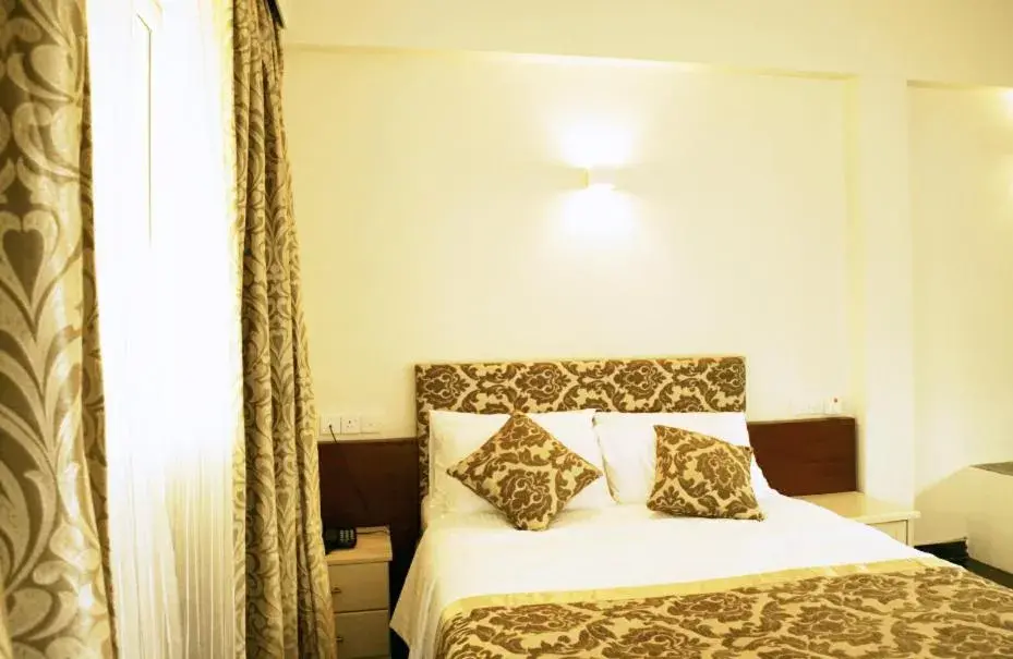 Deluxe Double Room - single occupancy in Nilakma Lagoon Deluxe Double Room - single occupancy in Nilakma Lagoon