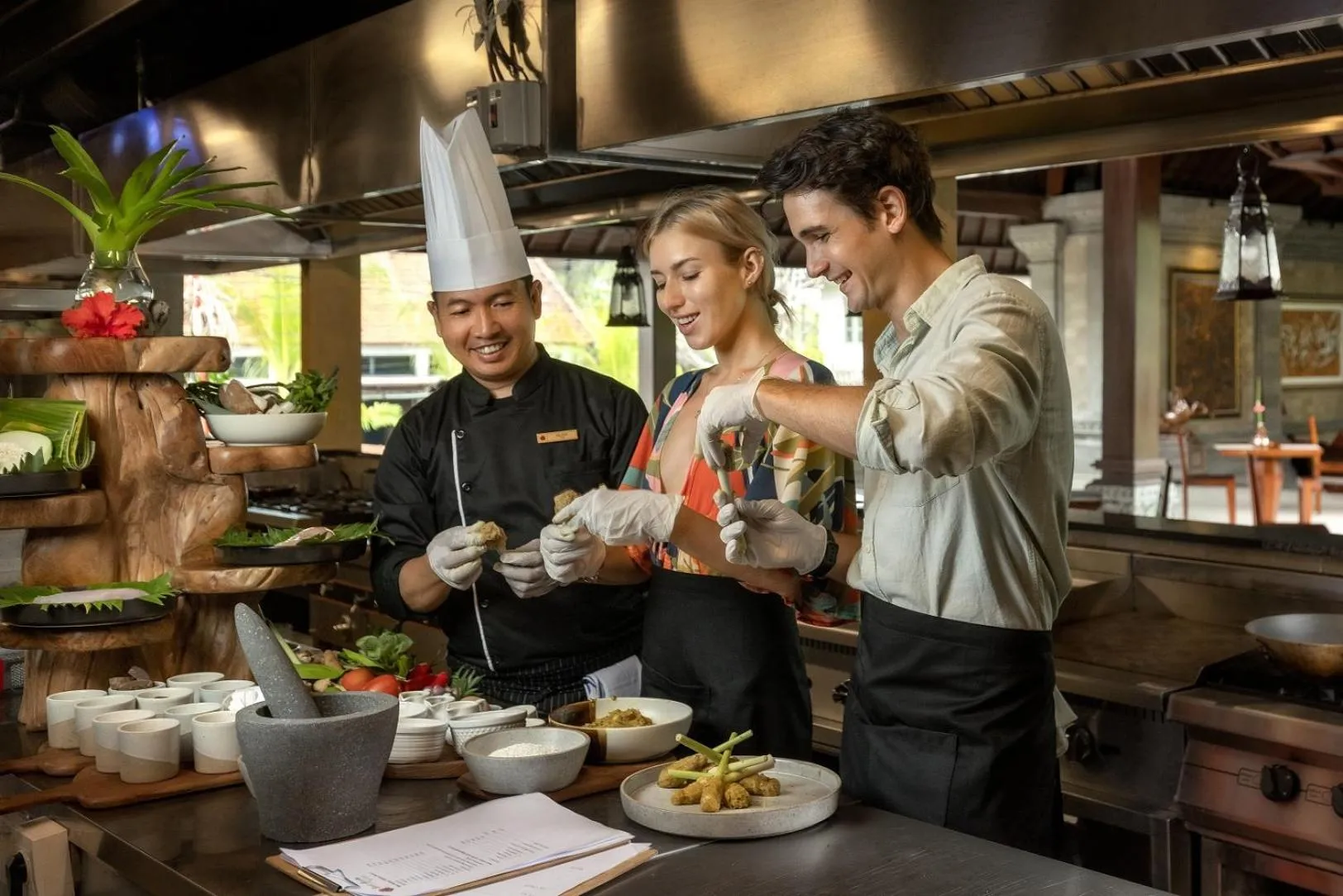 Restaurant/places to eat in Sakti Garden Resort & Spa