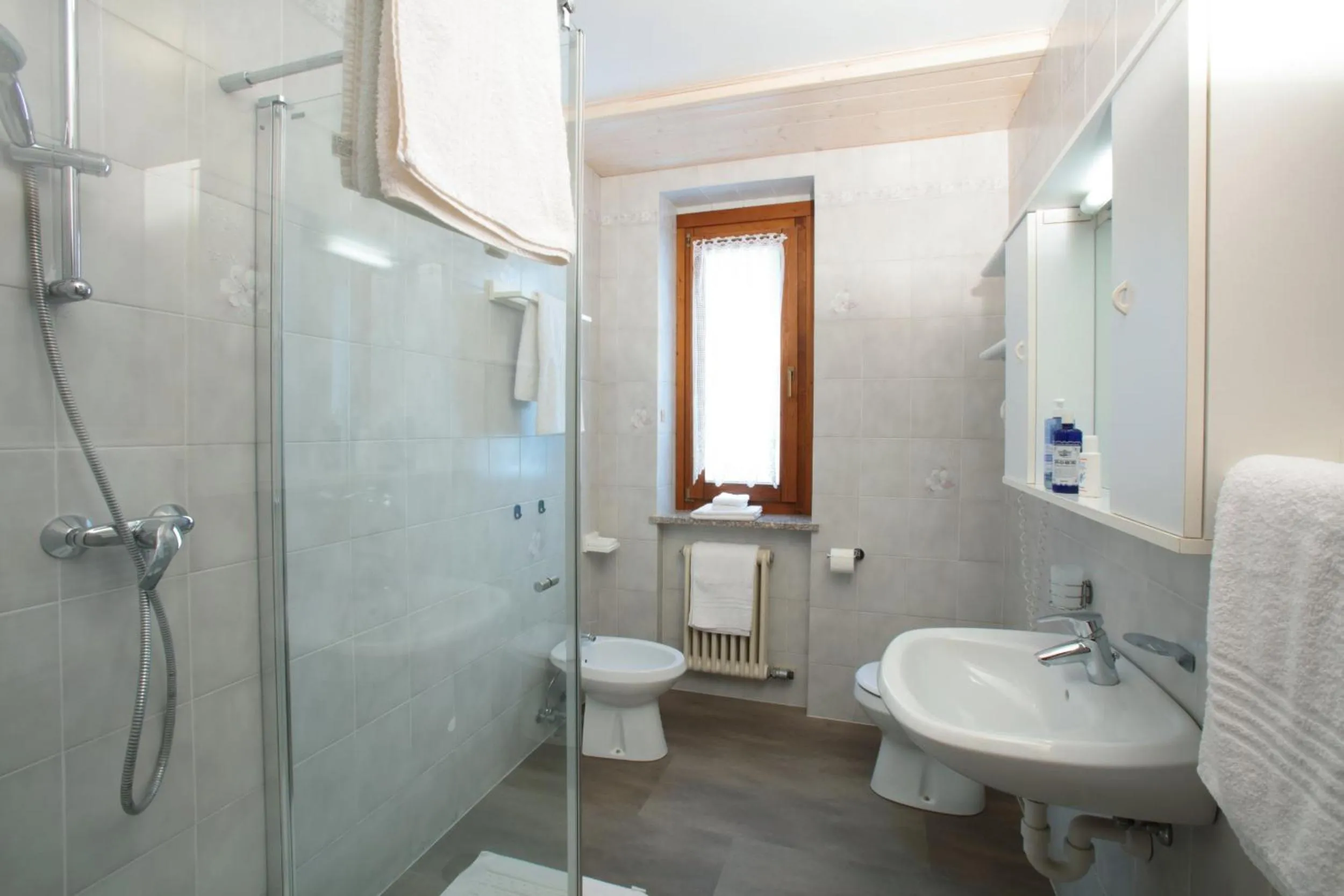 Bathroom in Appartamenti Residenza Pineta