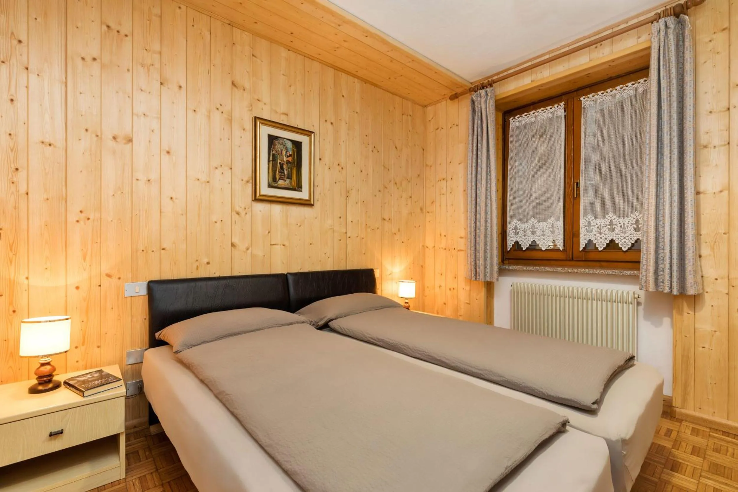 Bedroom, Bed in Appartamenti Residenza Pineta