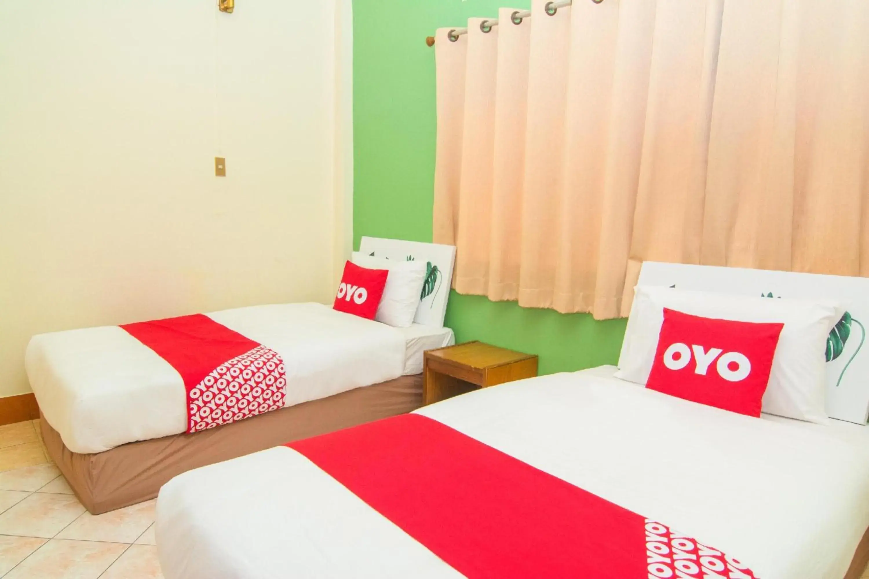 View (from property/room), Bed in OYO 534 Phasuk Hotel View (from property/room), Bed in OYO 534 Phasuk Hotel