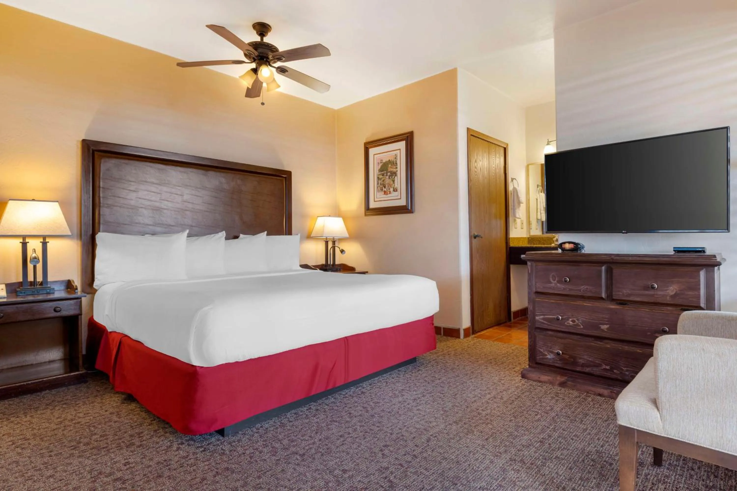 Bedroom, Bed in Best Western Plus Hacienda Hotel Old Town