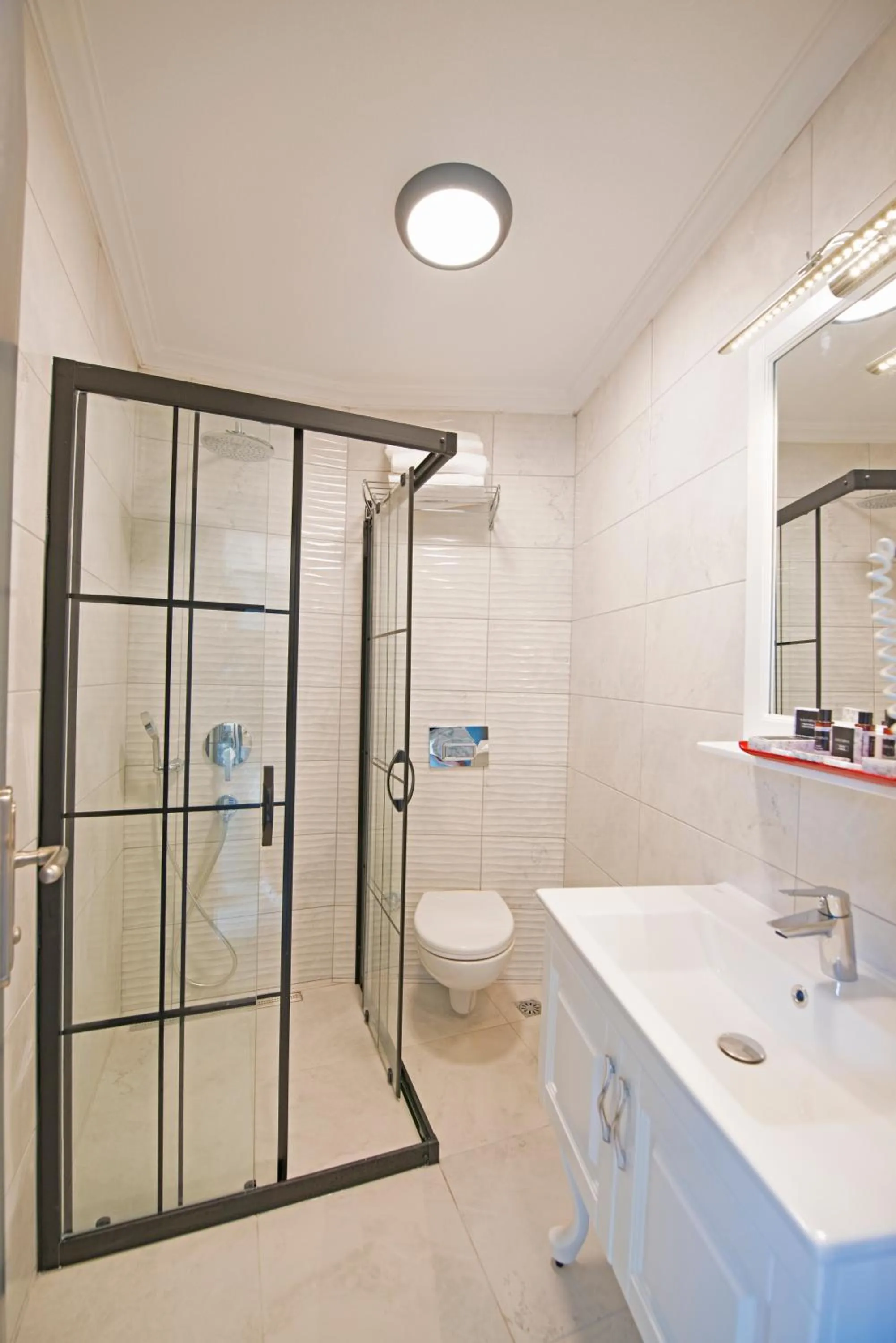 Shower in Blue Bay Beach Hotel