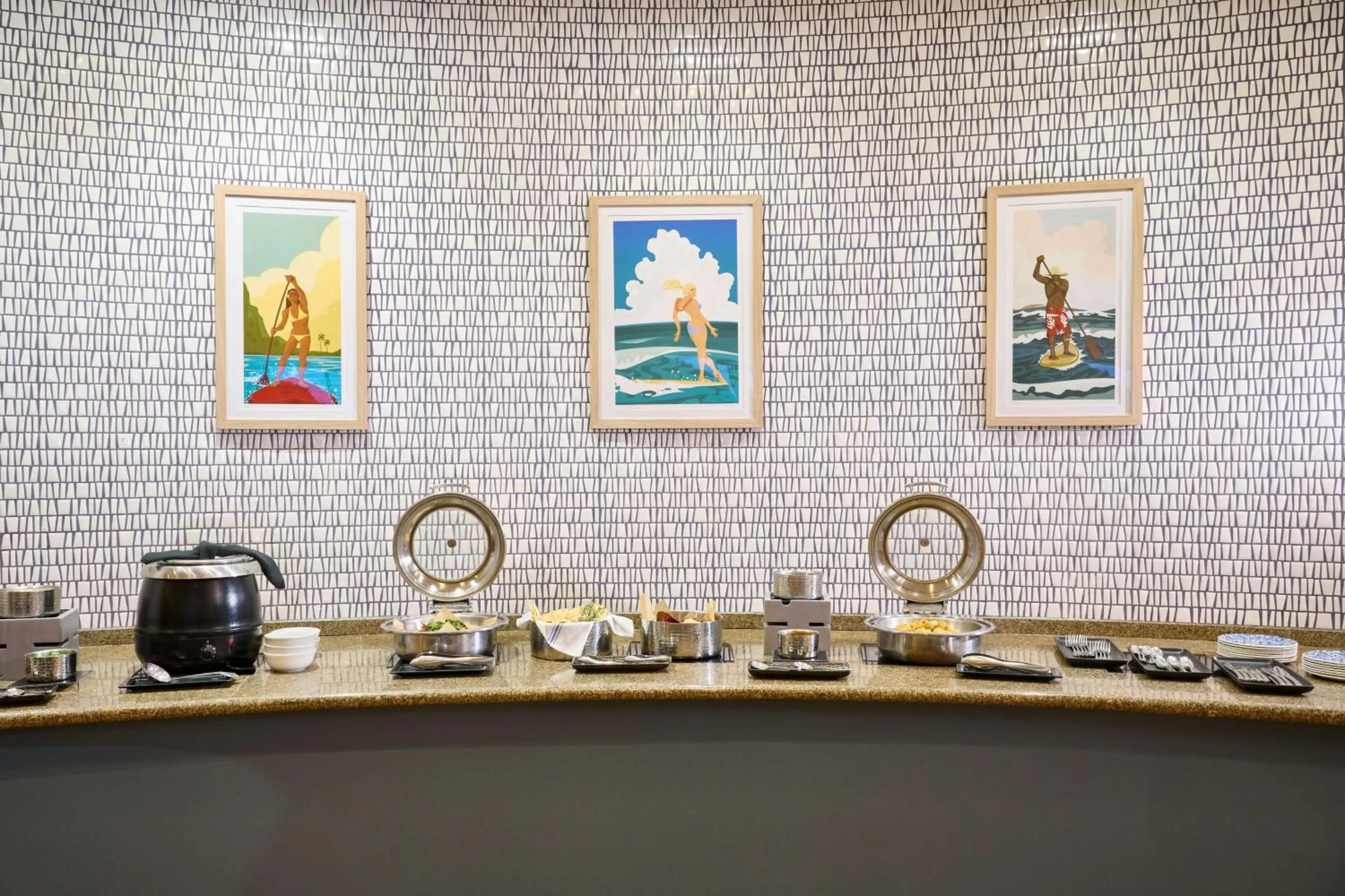 Lounge or bar in OUTRIGGER Kona Resort and Spa