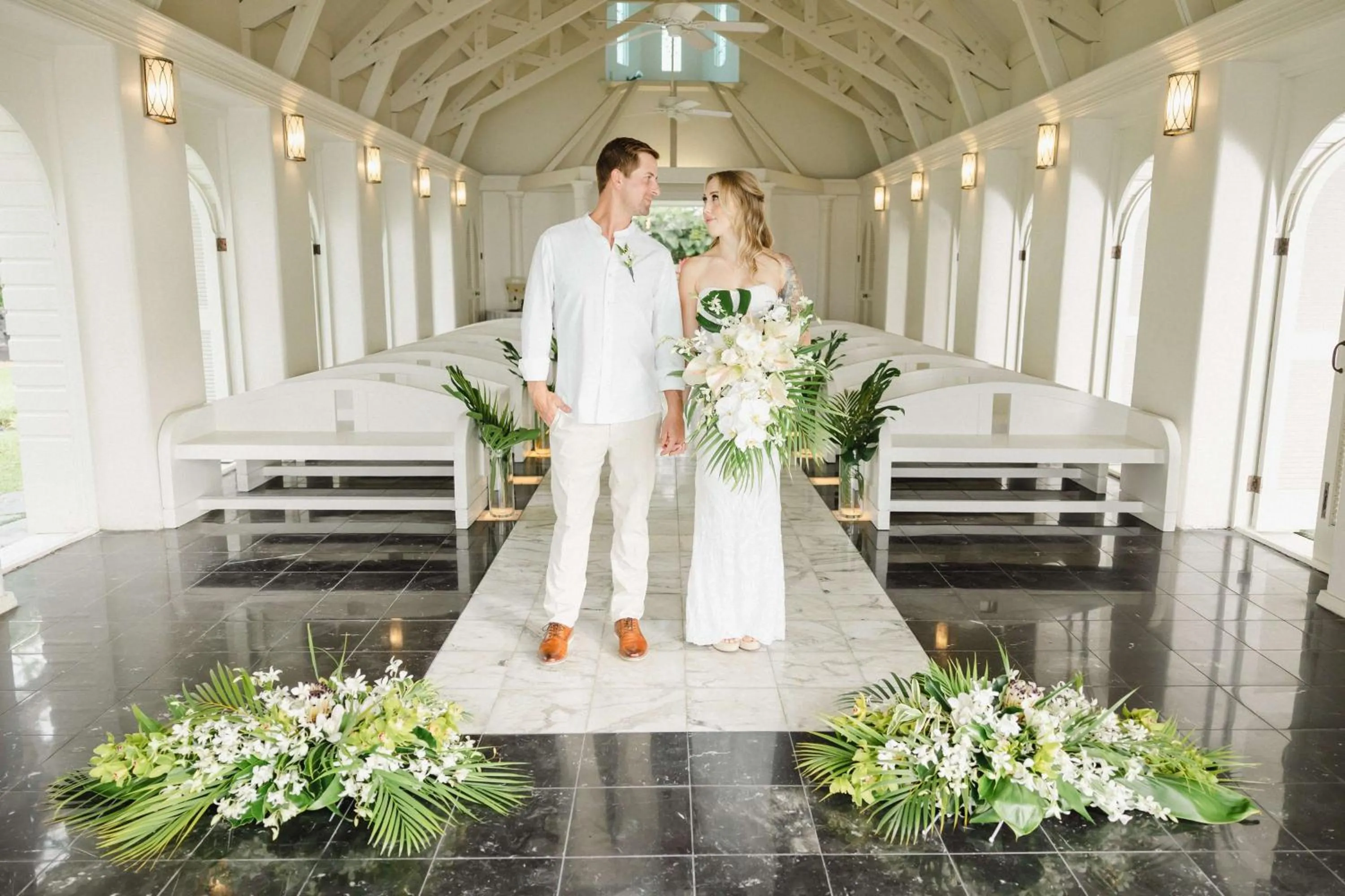 wedding in OUTRIGGER Kona Resort and Spa