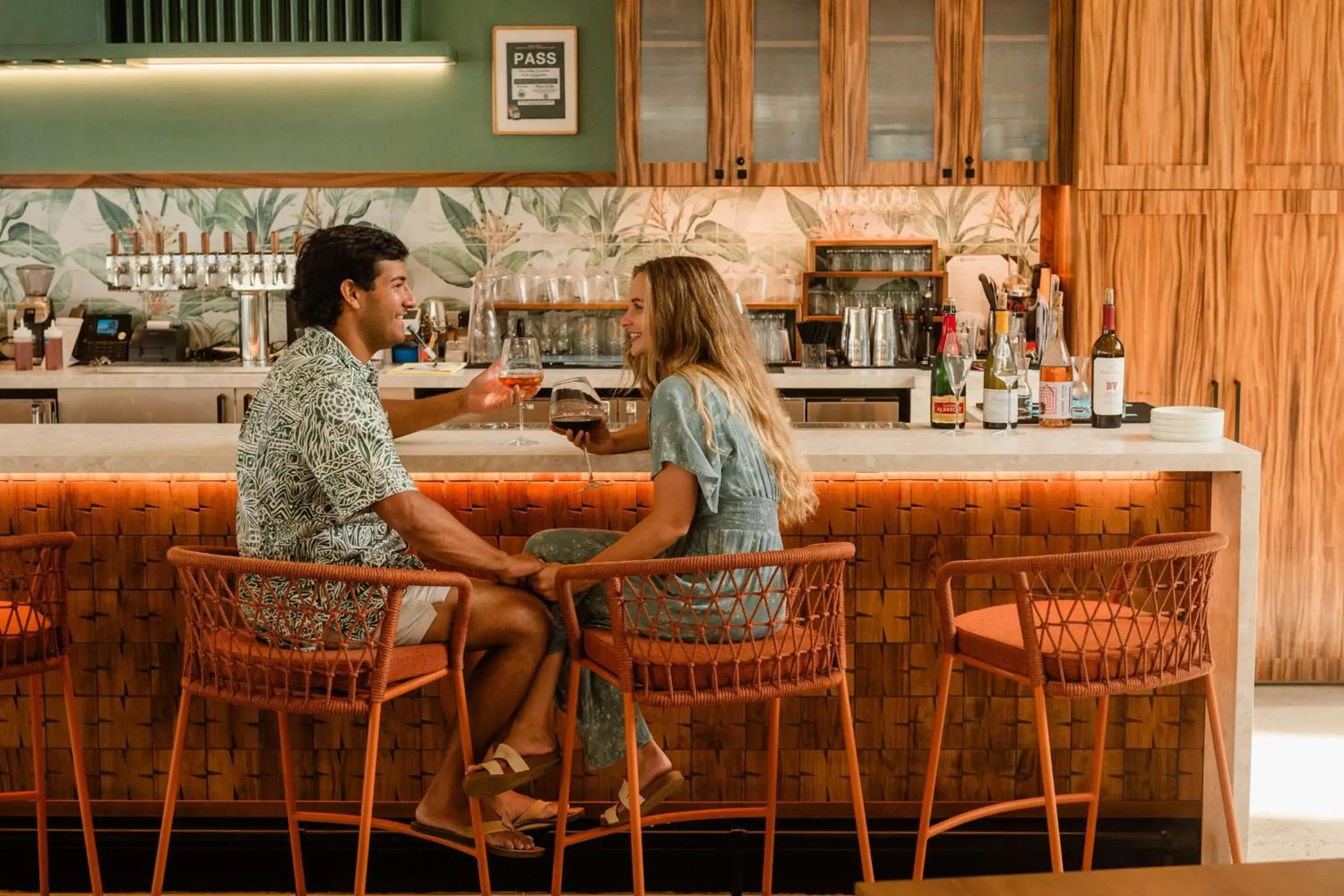 Restaurant/places to eat in OUTRIGGER Kona Resort and Spa Restaurant/places to eat in OUTRIGGER Kona Resort and Spa