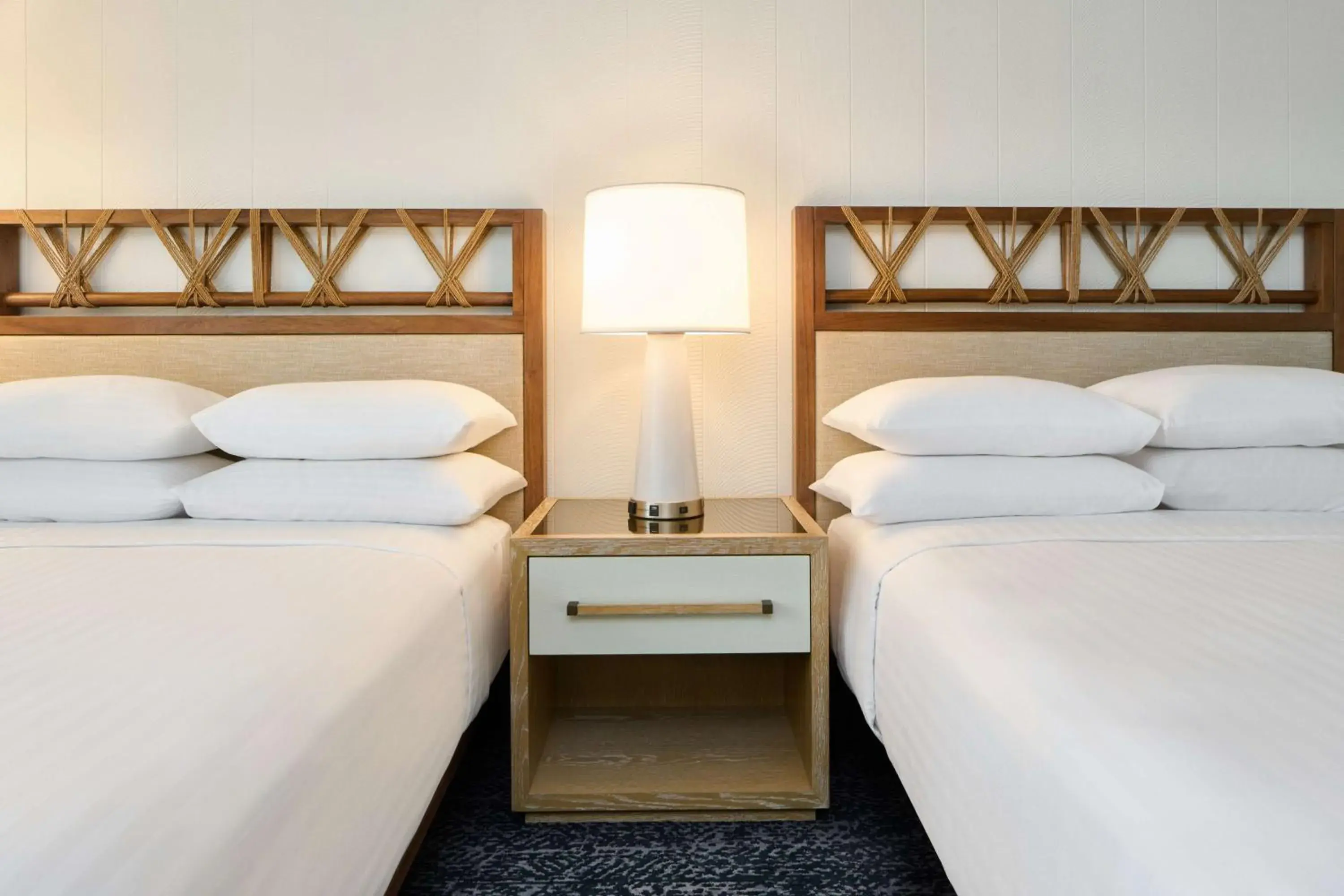 Bedroom, Bed in OUTRIGGER Kona Resort and Spa Bedroom, Bed in OUTRIGGER Kona Resort and Spa