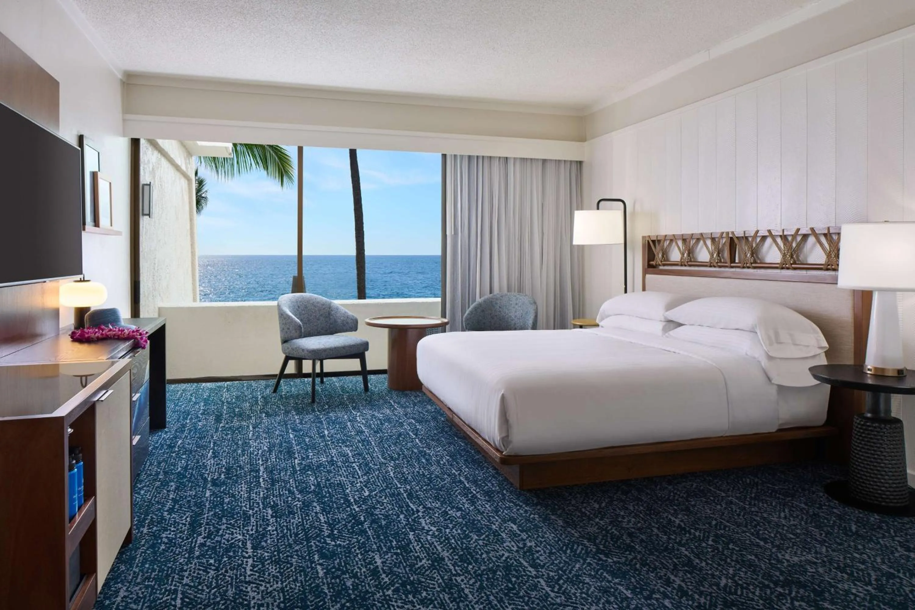 Photo of the whole room, Bed in OUTRIGGER Kona Resort and Spa