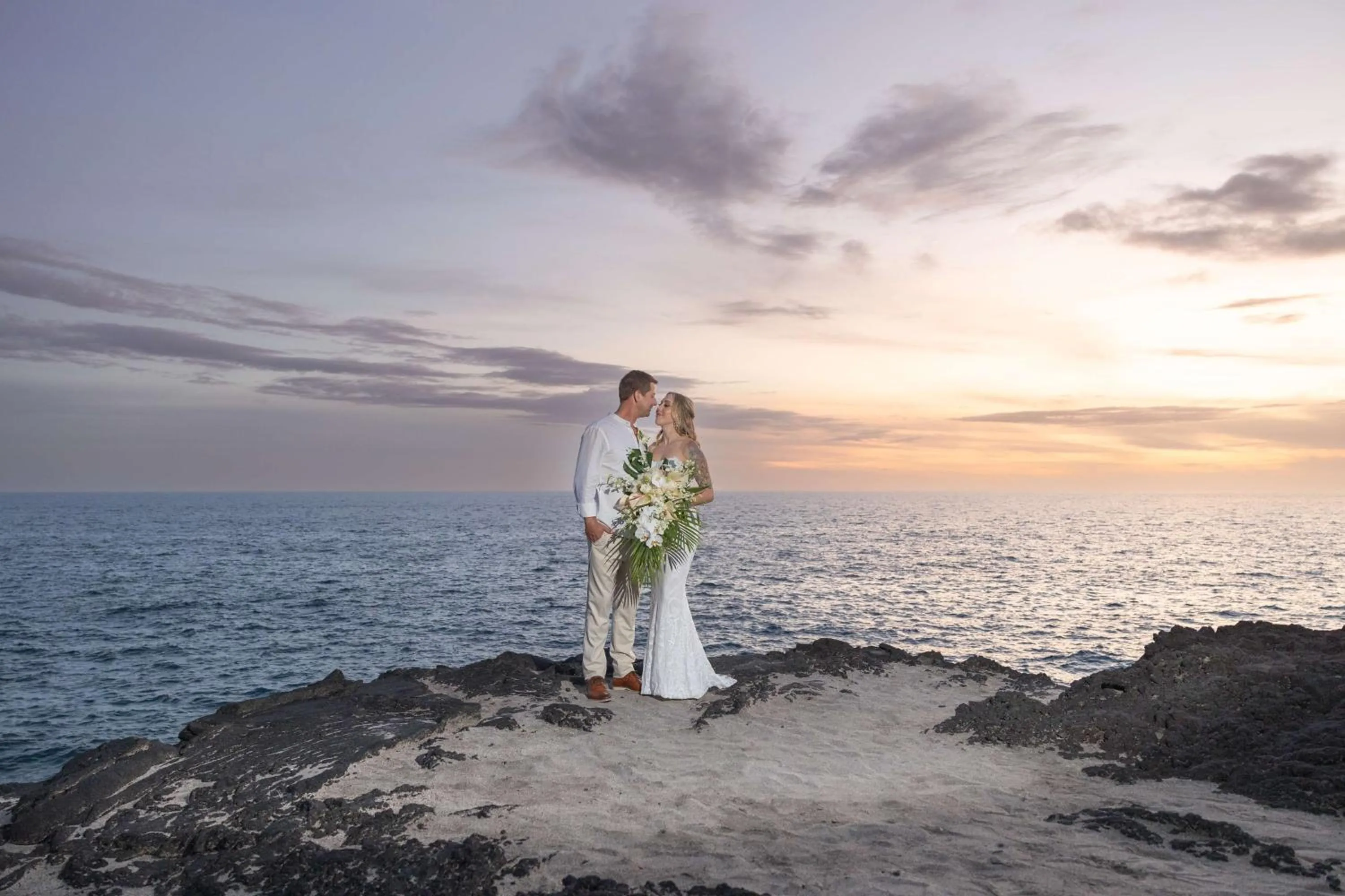 wedding in OUTRIGGER Kona Resort and Spa