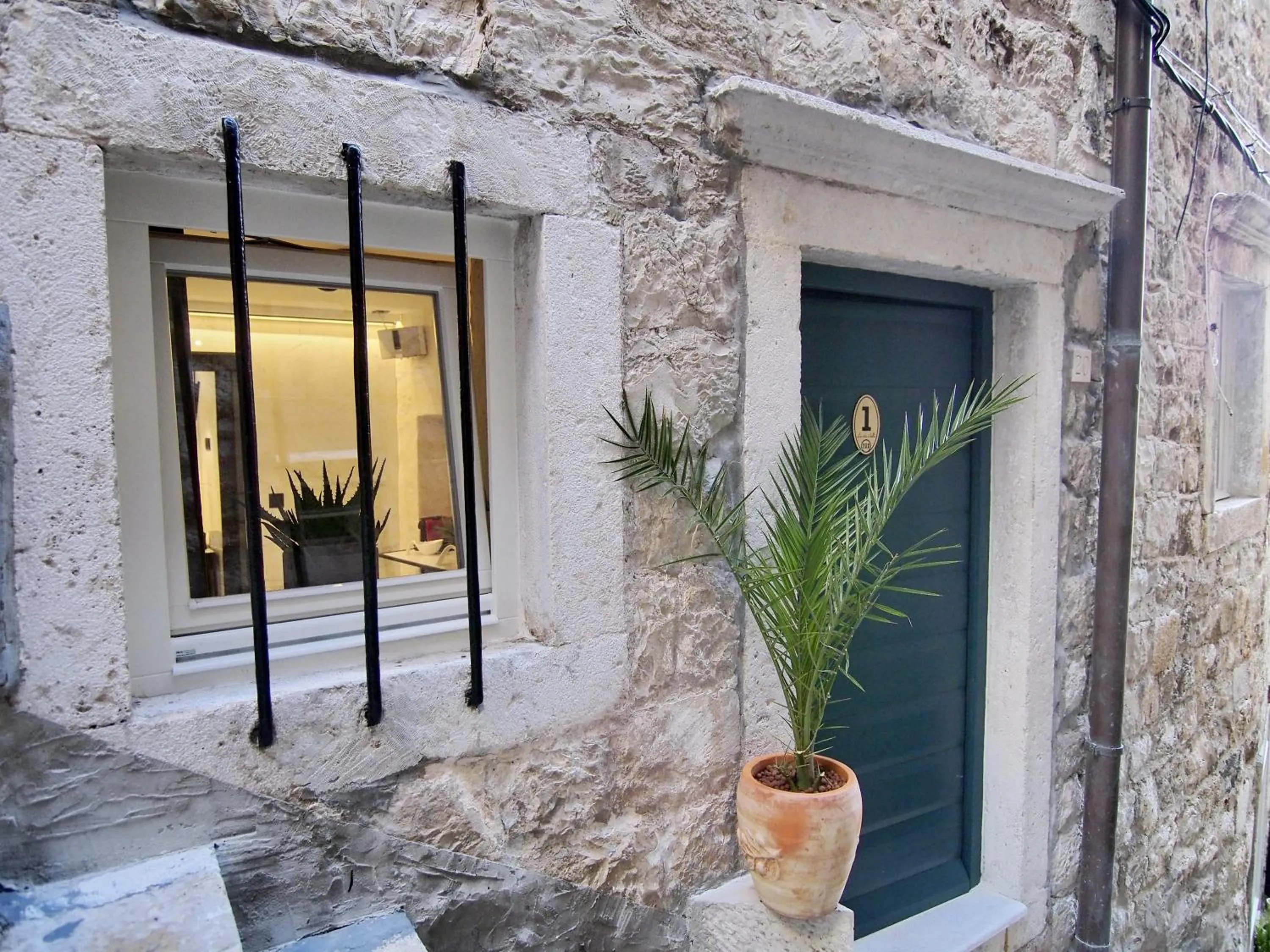 Facade/entrance in La Vita e Bella III