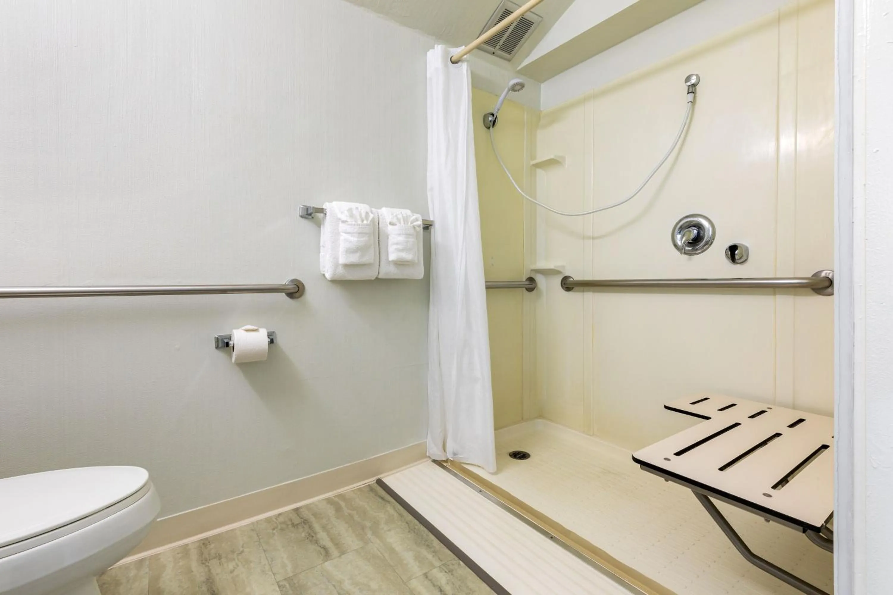 Bathroom in Maui Seaside Hotel