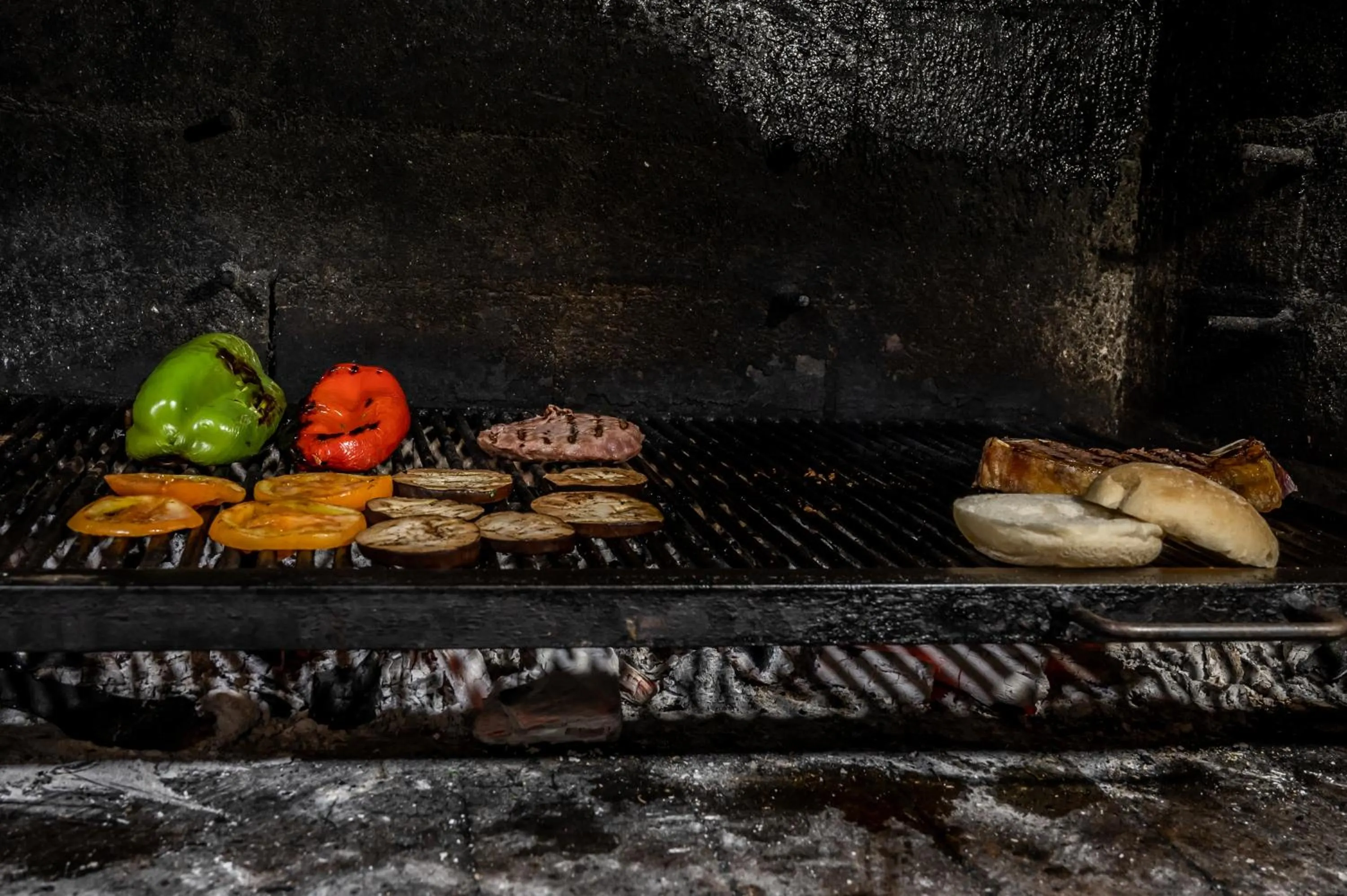 BBQ facilities in Bungalows Es Pins - Emar Hotels