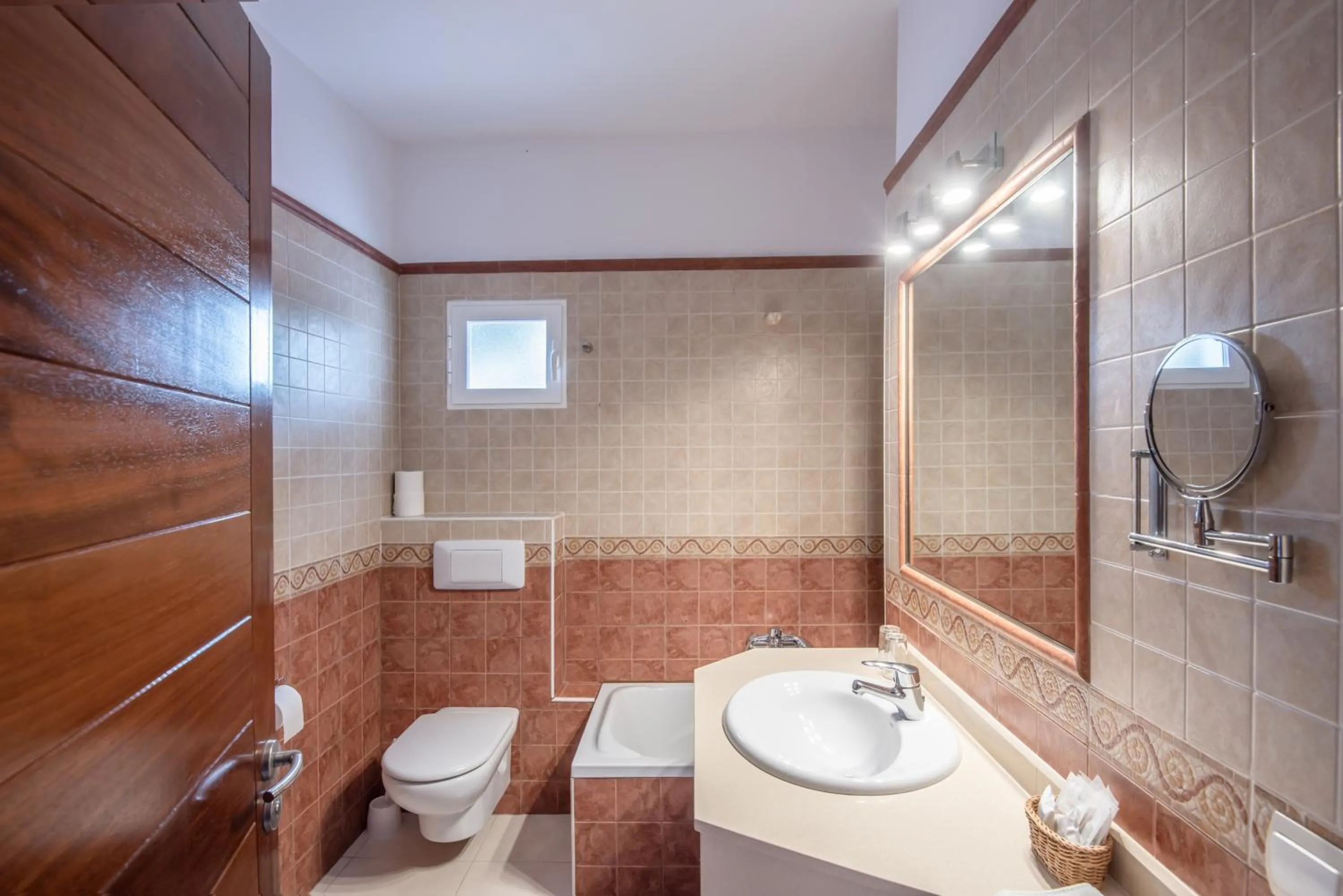 Bathroom in Bungalows Es Pins - Emar Hotels