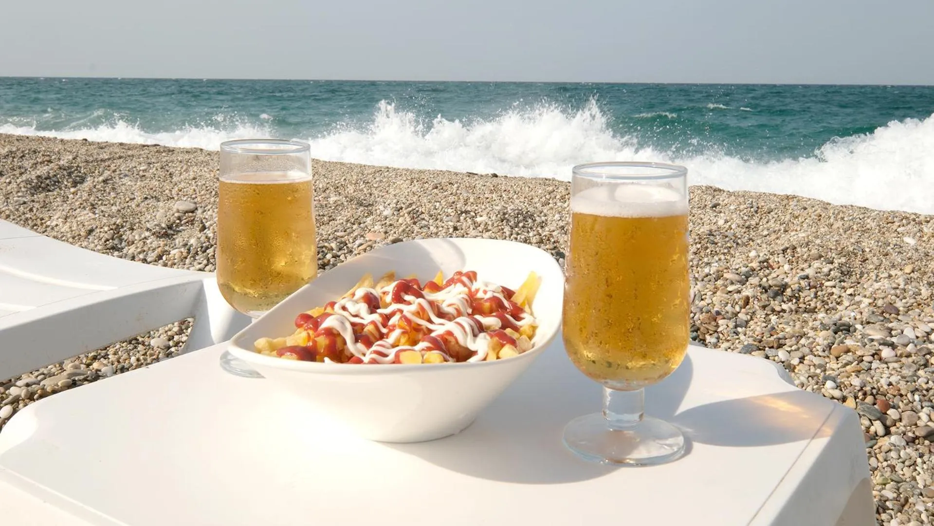 Food and drinks in Yalıköy Deniz Otel Istanbul