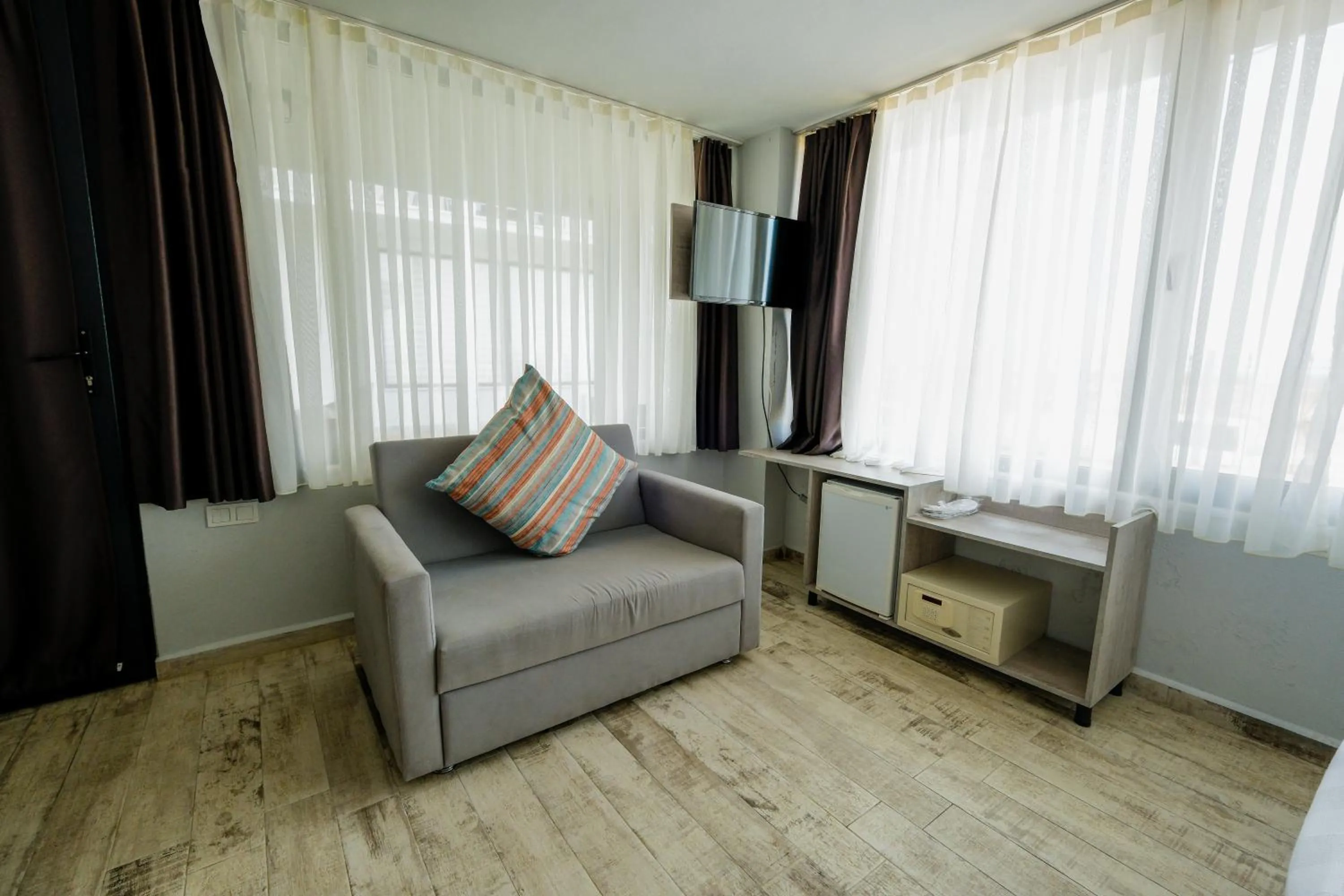 Seating area in Yalıköy Deniz Otel Istanbul