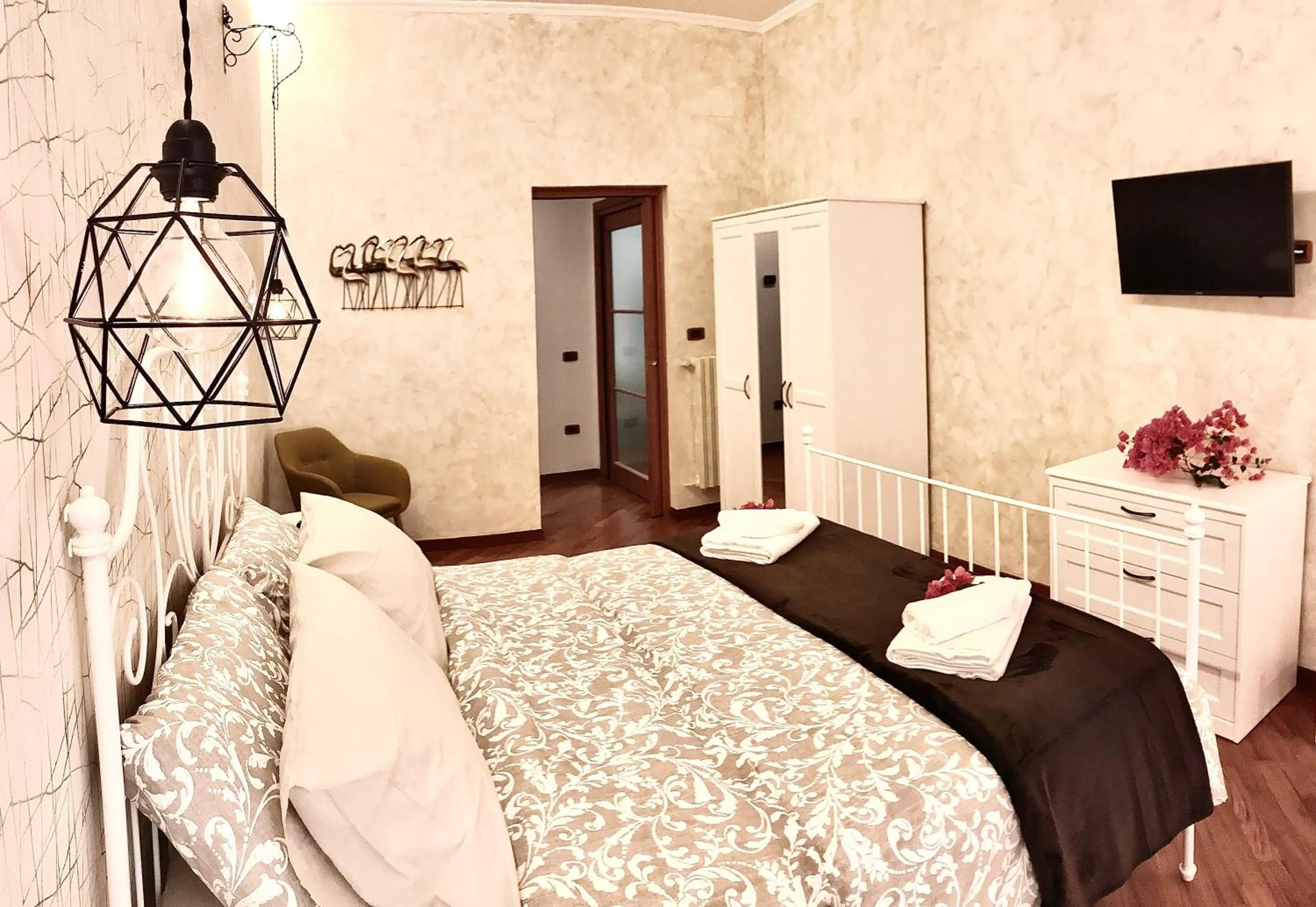 GuestHost - Salerno Historic Center Lovely Flat