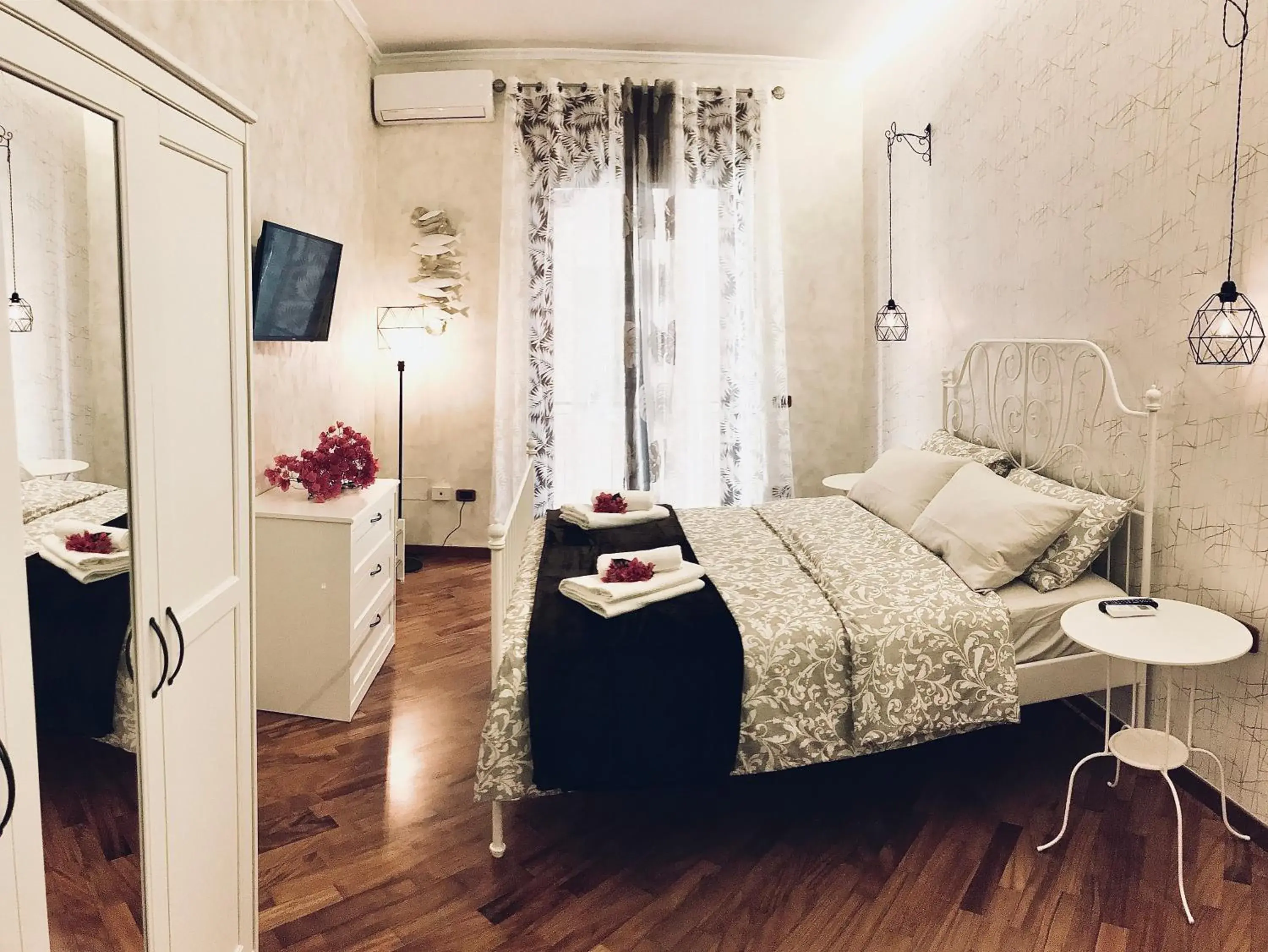 GuestHost - Salerno Historic Center Lovely Flat GuestHost - Salerno Historic Center Lovely Flat