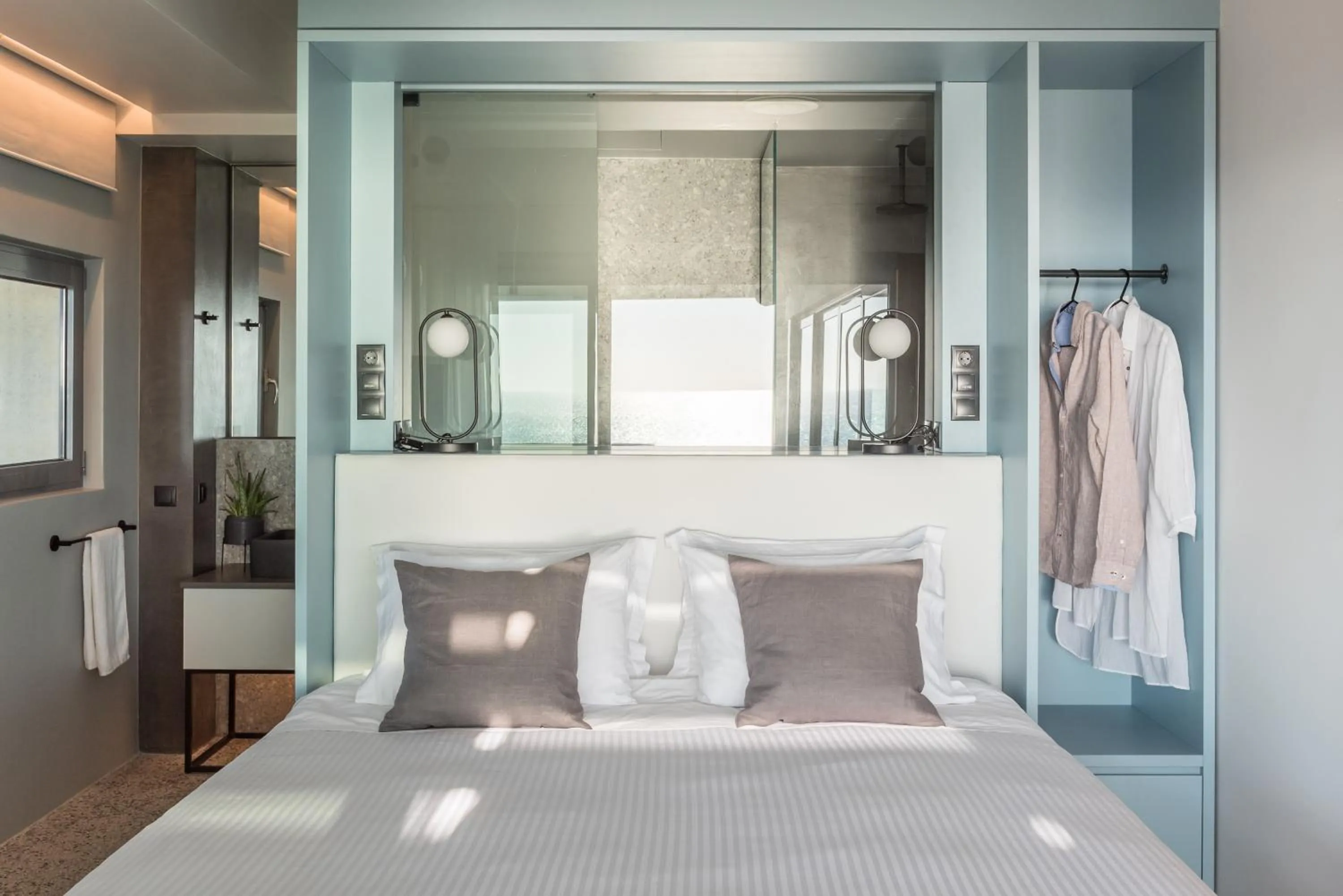 Bedroom, Bed in Urban Suites