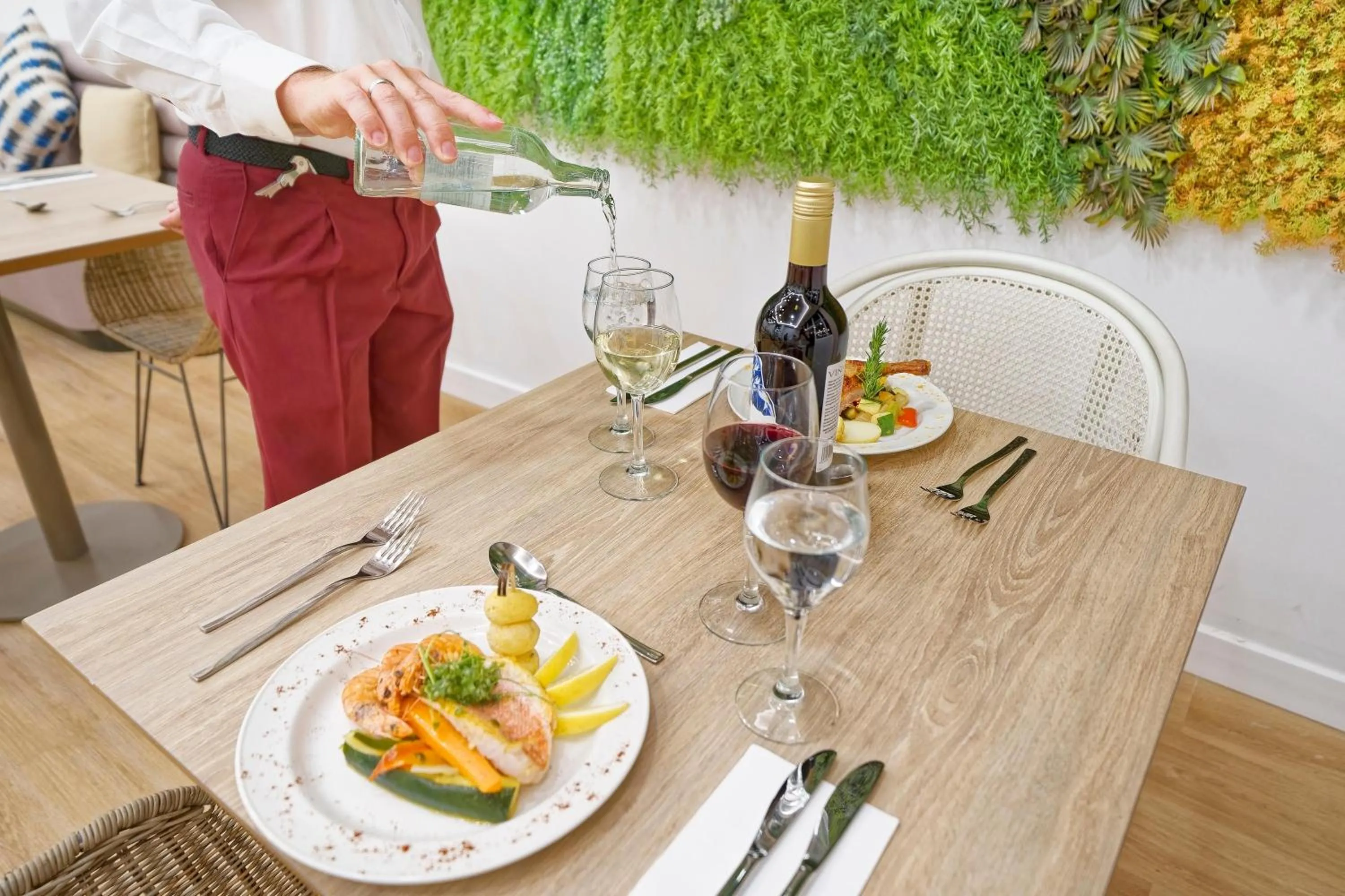 Restaurant/places to eat in Labranda Golden Beach